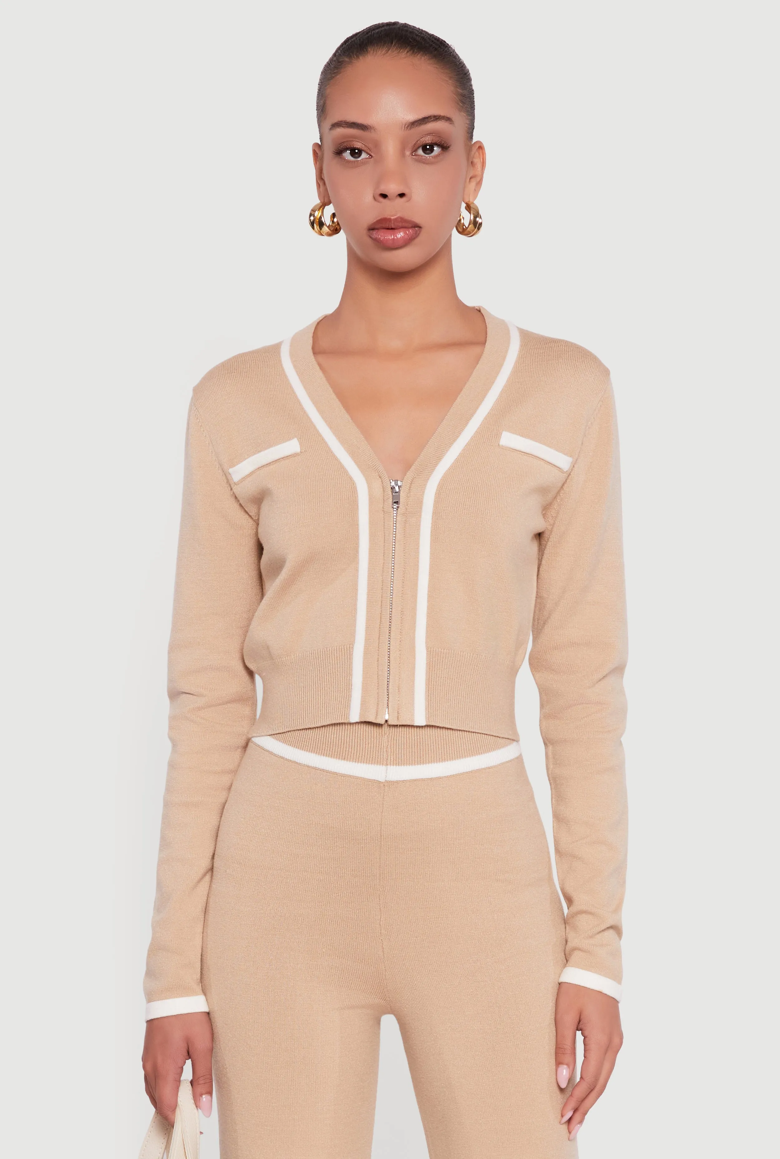 Contrast Trim V Neck Zip Front Cropped Sweater sold by Rainbow product image thumbnail 2