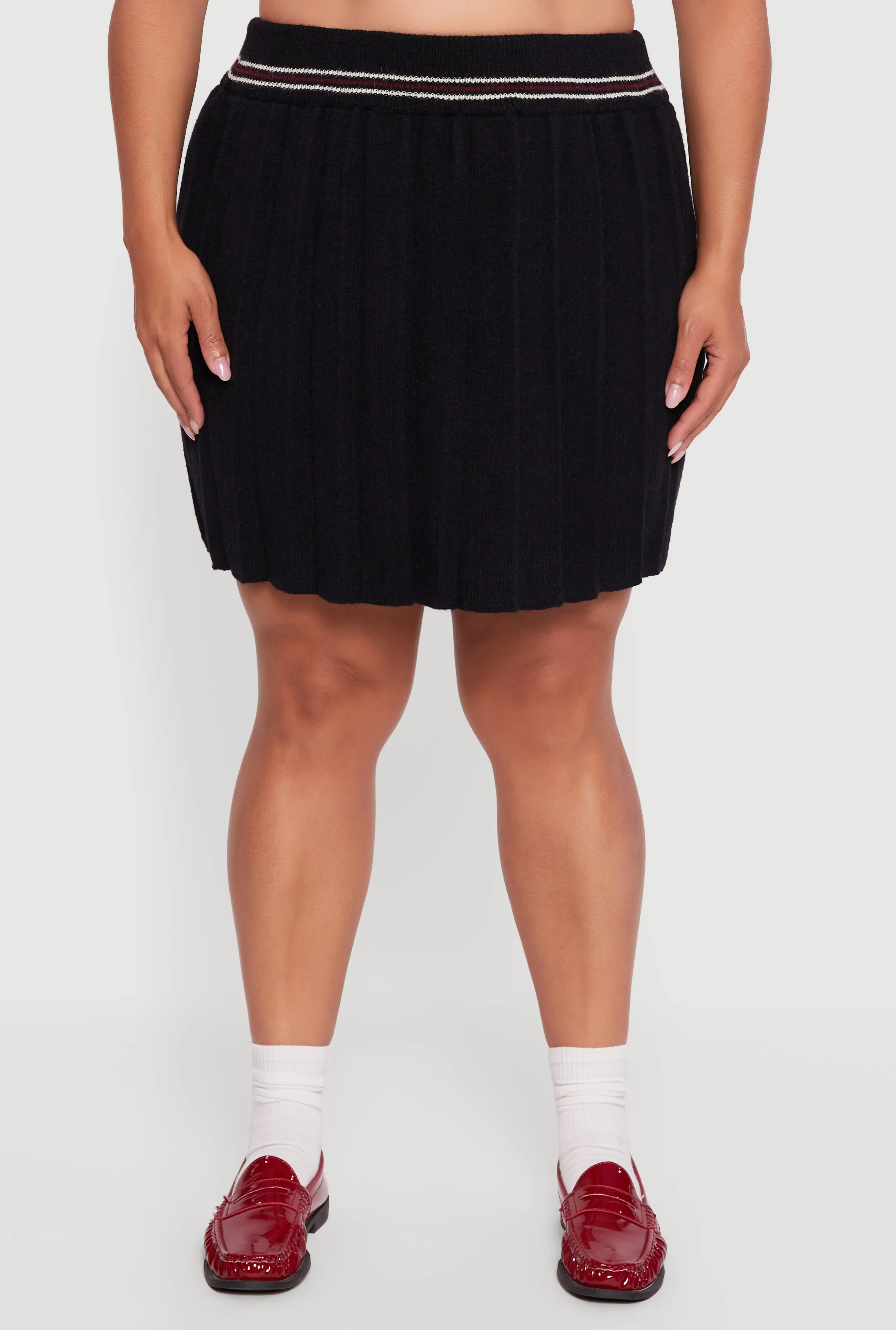 Plus Size High Waisted Stripe Trim Mini Pleated Skirt sold by Rainbow product image thumbnail 3