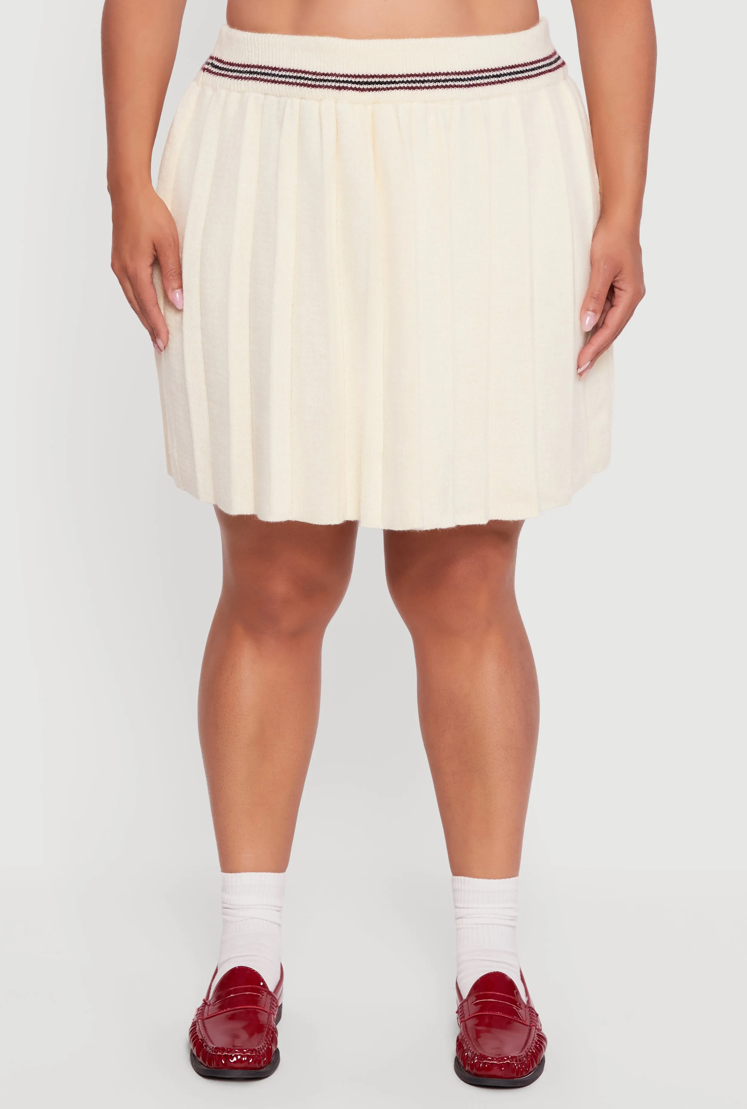 Plus Size High Waisted Stripe Trim Mini Pleated Skirt sold by Rainbow product image thumbnail 3