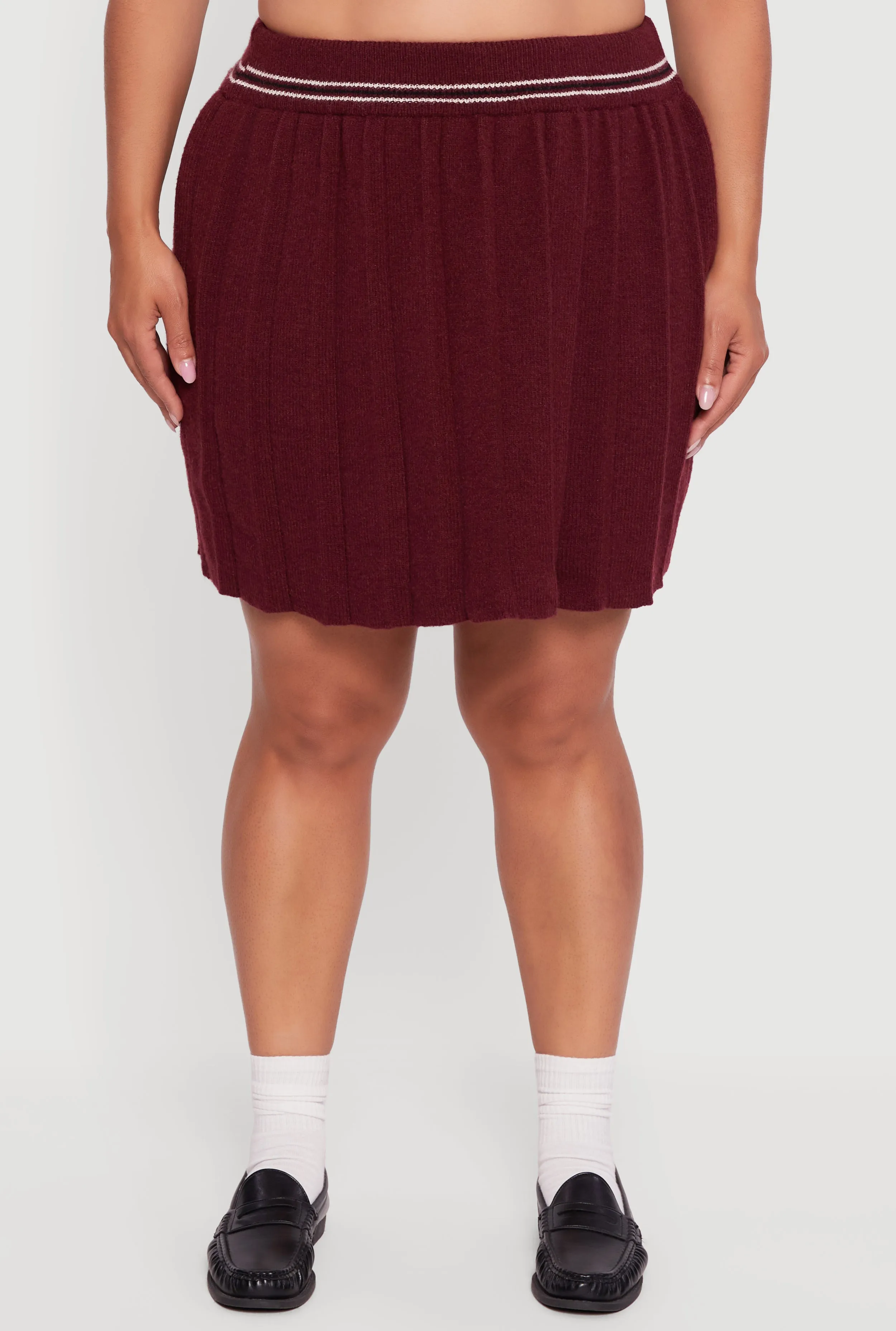 Plus Size High Waisted Stripe Trim Mini Pleated Skirt sold by Rainbow product image thumbnail 3