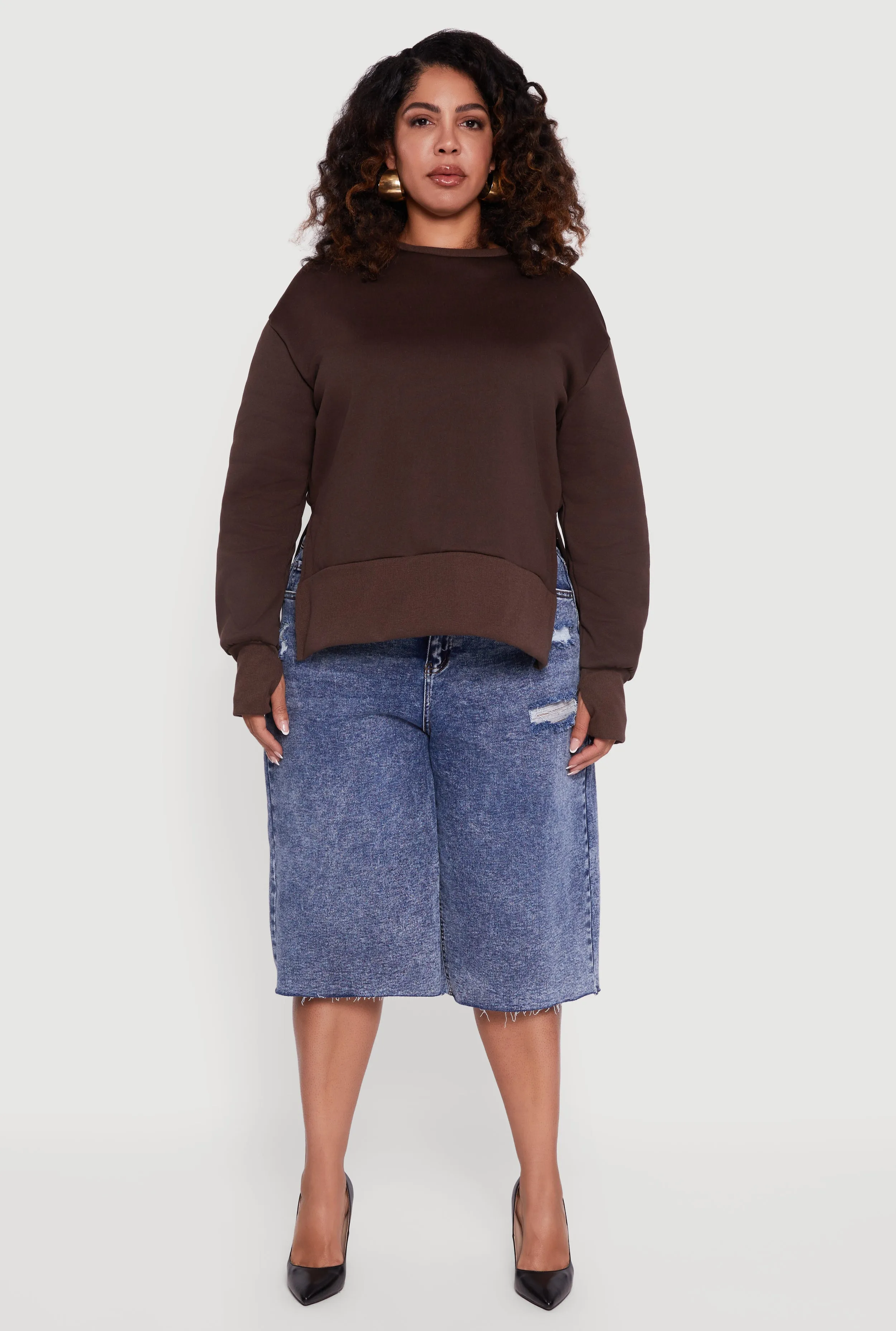 Plus Size Thumb Hole Detail Side Slit Oversized Sweatshirt sold by Rainbow product image thumbnail 3