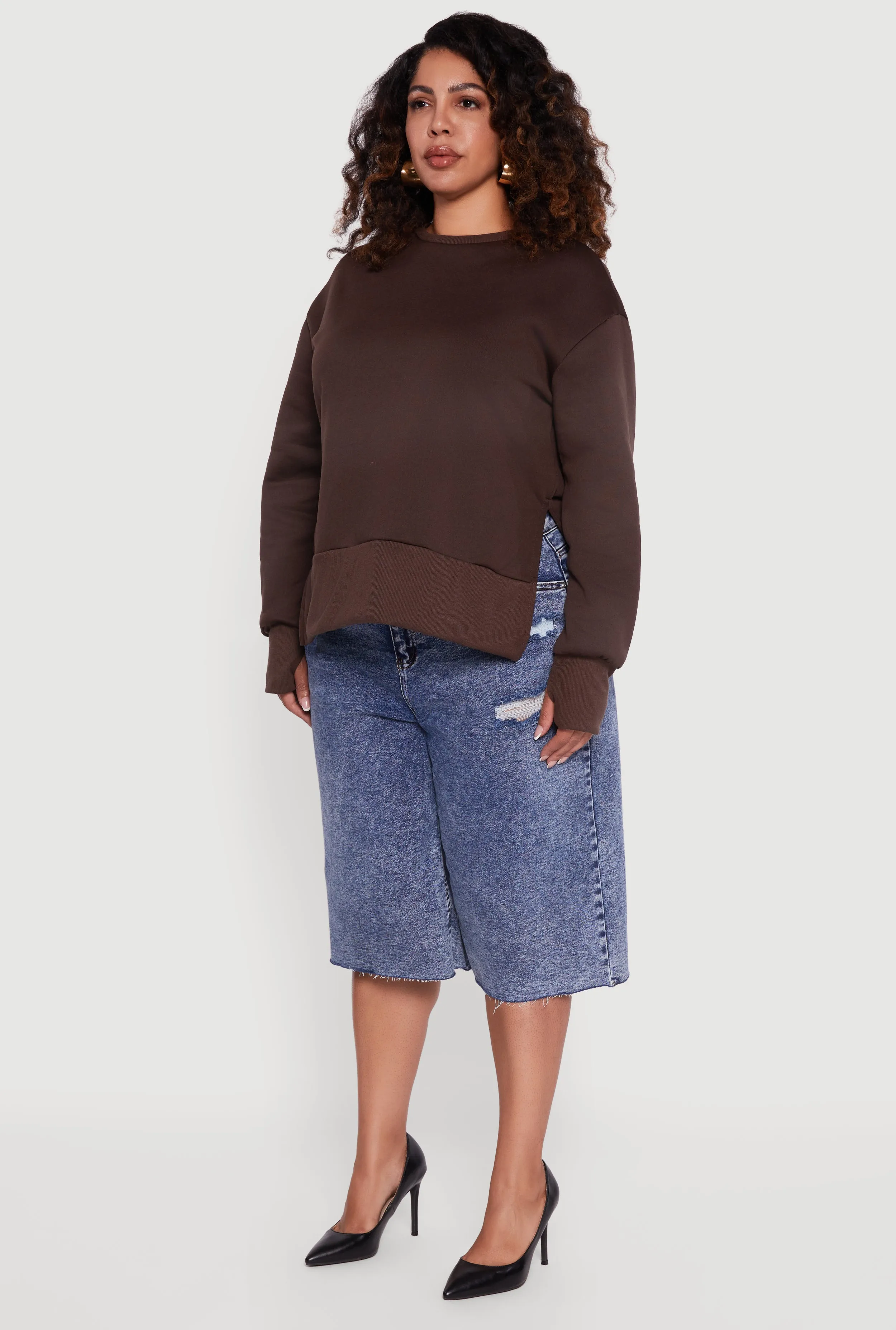 Plus Size Thumb Hole Detail Side Slit Oversized Sweatshirt sold by Rainbow product image thumbnail 5