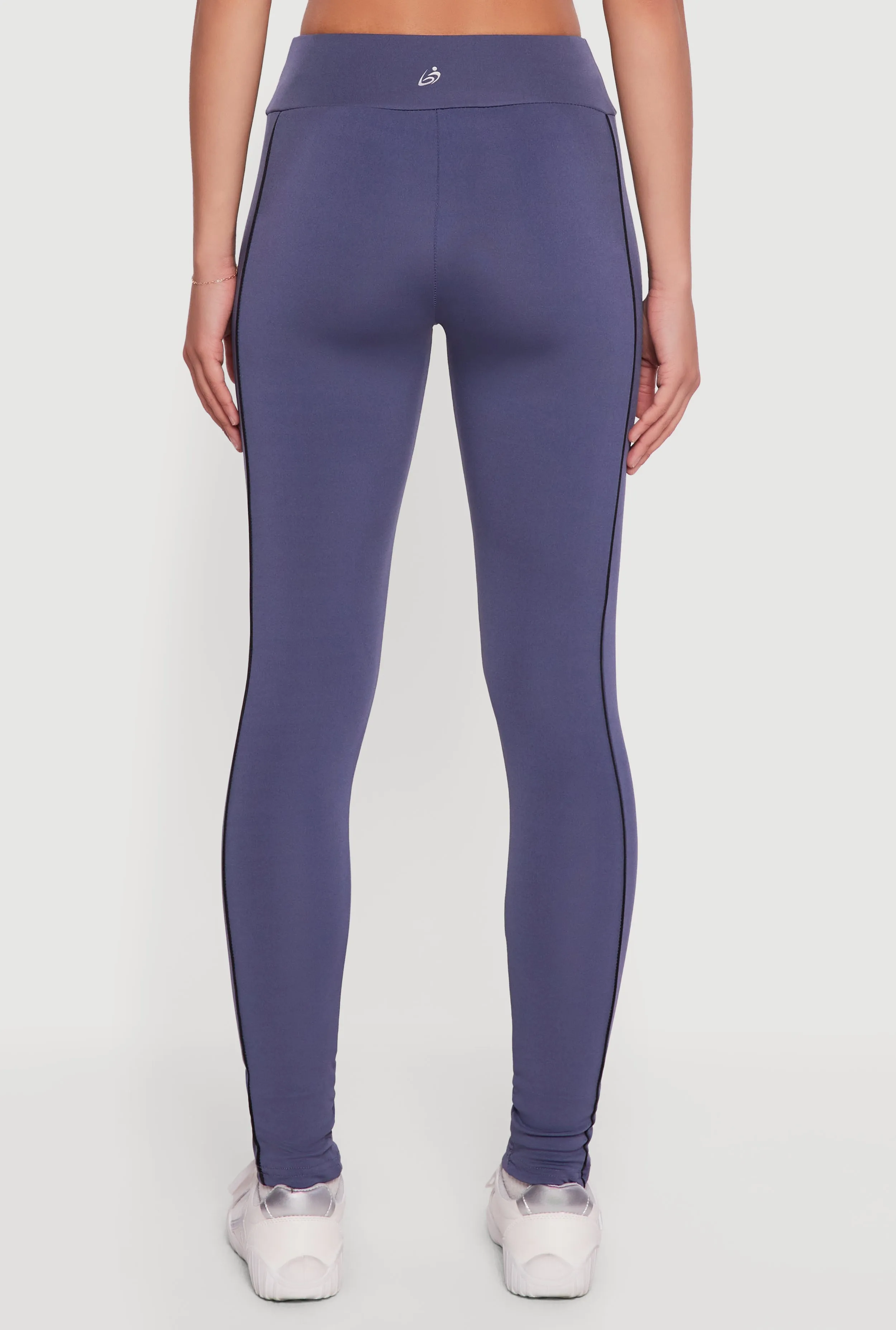 Contrast Trim Pipping Mid Rise Leggings sold by Rainbow product image thumbnail 5