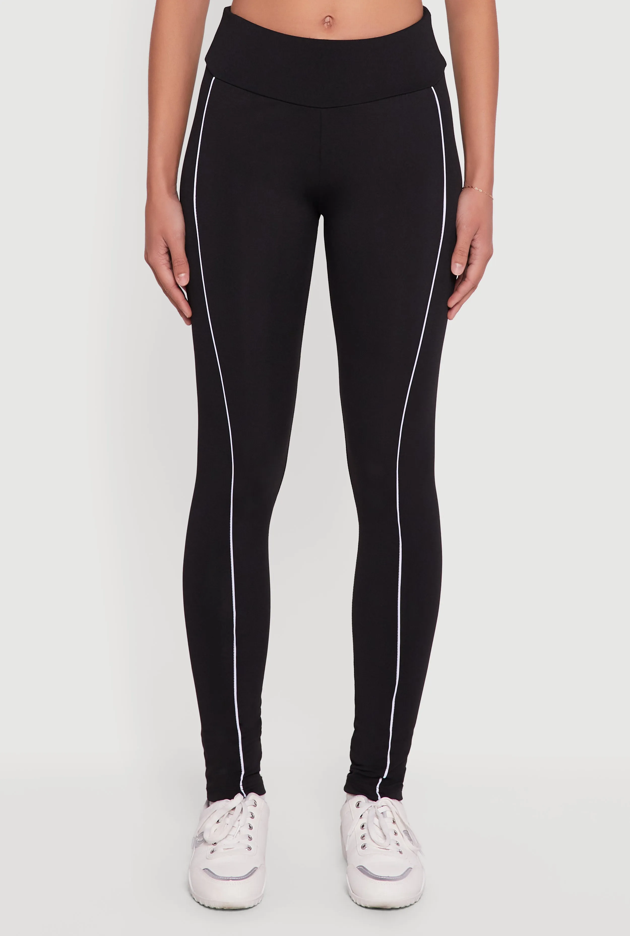 Contrast Trim Pipping Mid Rise Leggings sold by Rainbow product image thumbnail 3