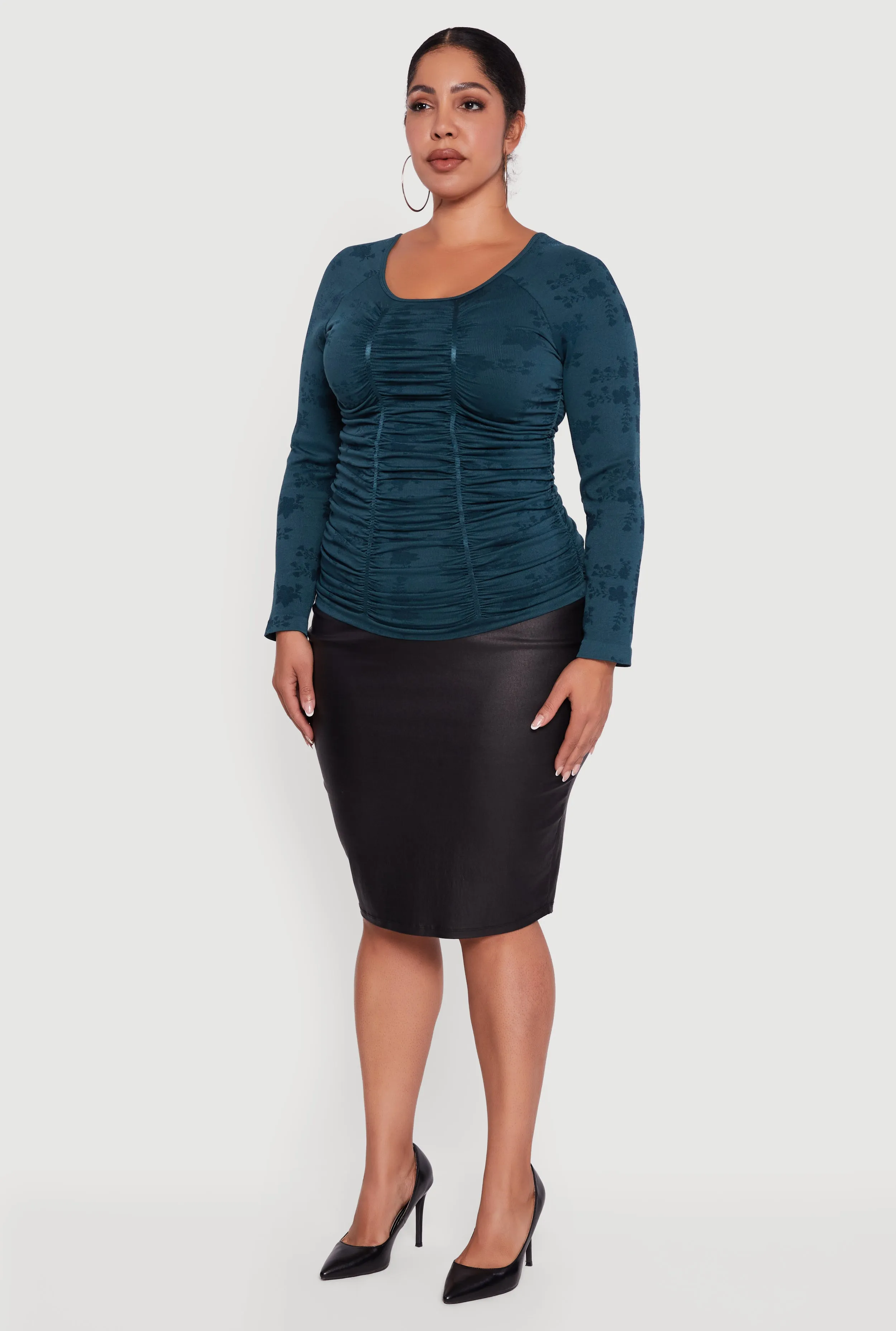 Plus Size Floral Print Scoop Neck Long Sleeve Top sold by Rainbow product image thumbnail 5