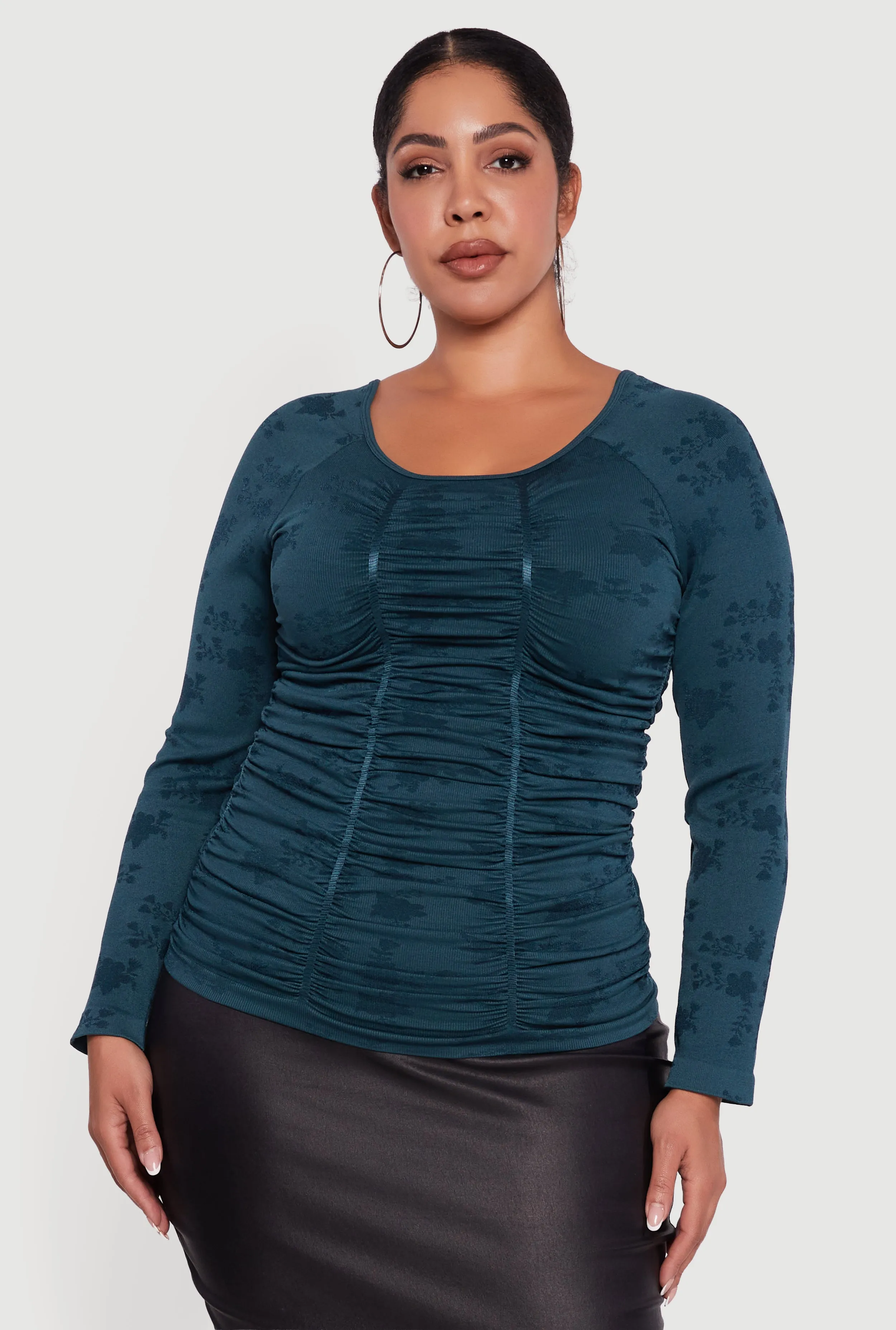 Plus Size Floral Print Scoop Neck Long Sleeve Top sold by Rainbow product image thumbnail 2