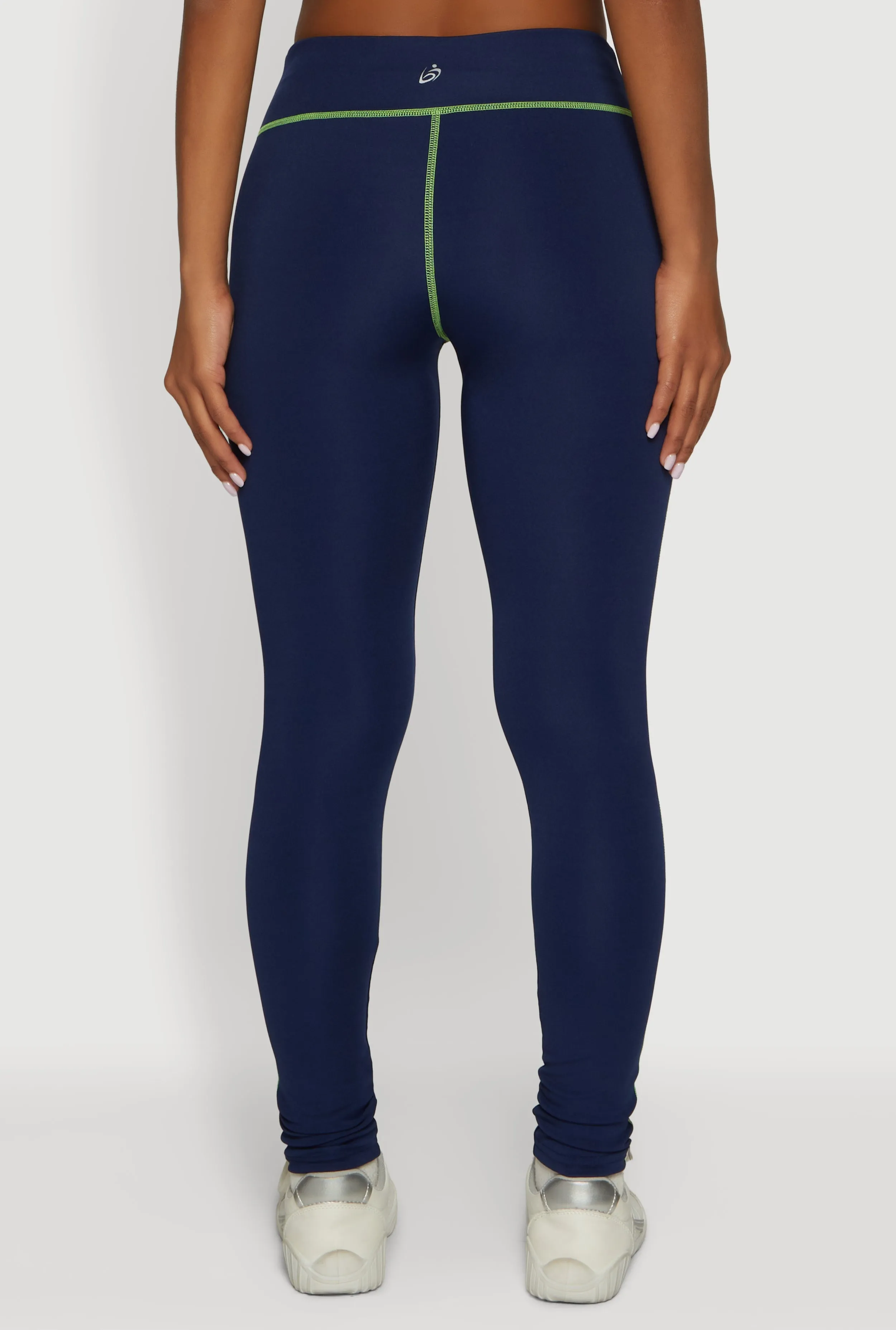 High Waisted Leggings with Zip Pocket Detail sold by Rainbow product image thumbnail 5