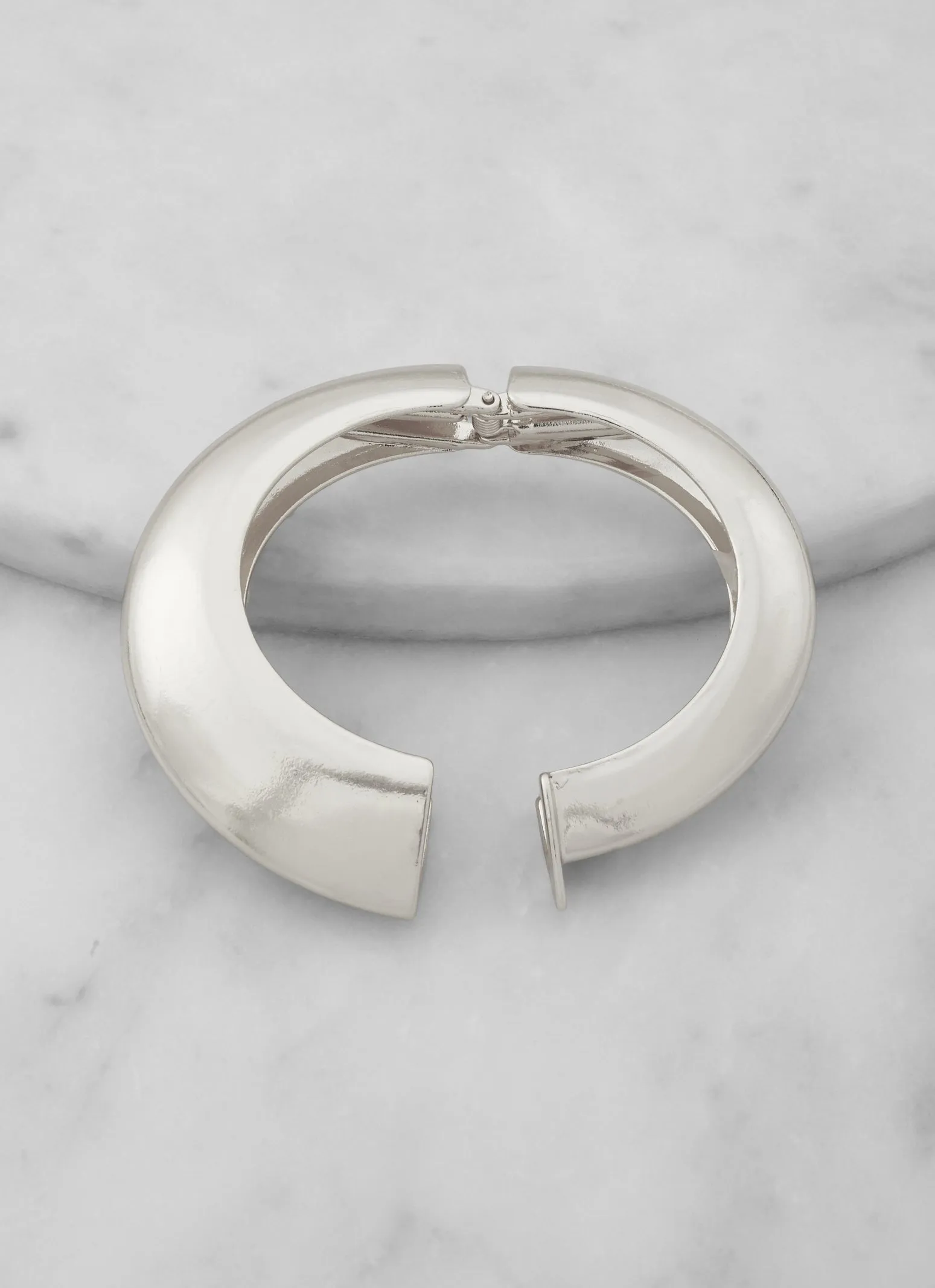 Metallic Chunky Hinge Bracelet sold by Rainbow product image thumbnail 3