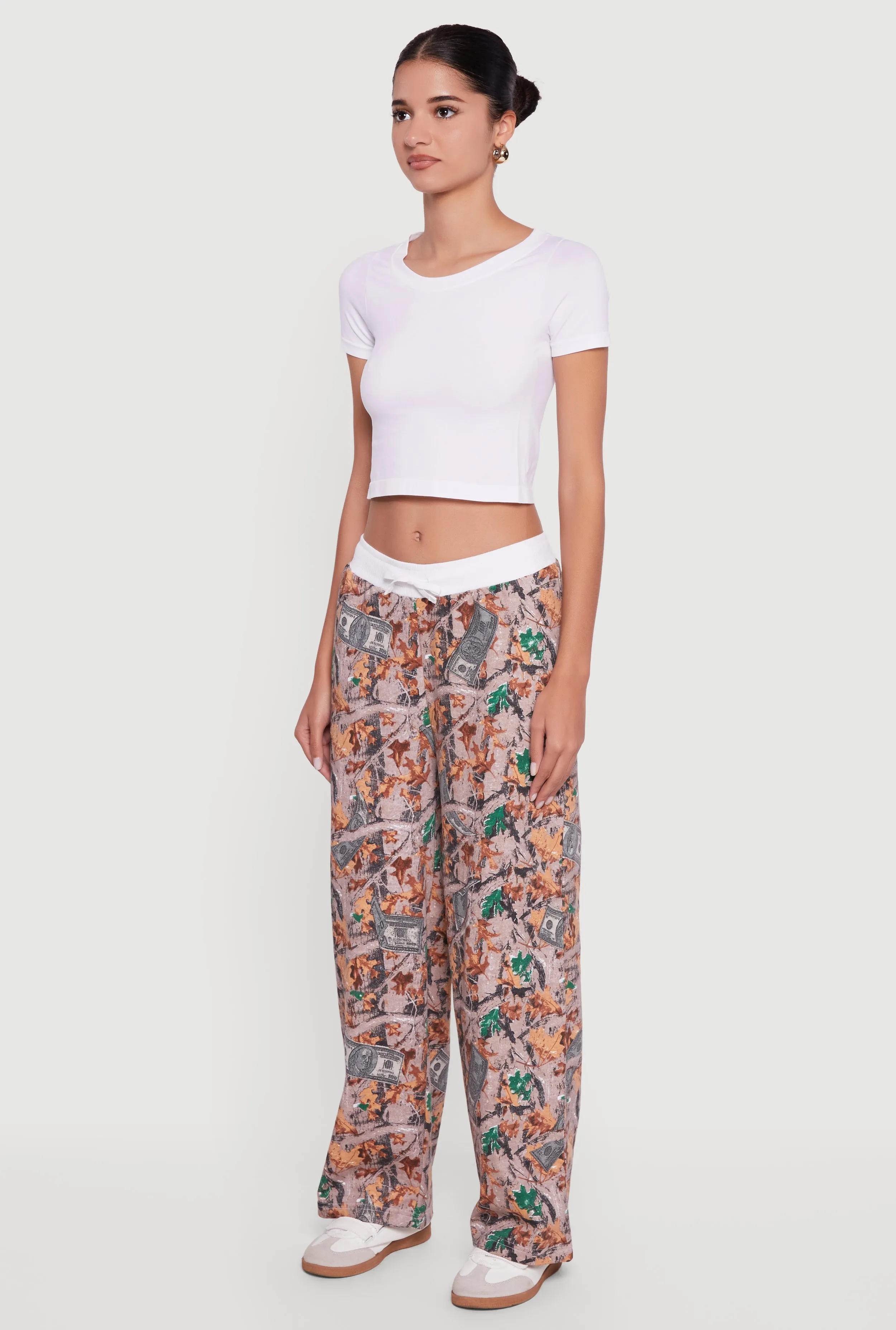 Contrast Trim Hunter Camo Wide Leg Sweatpants sold by Rainbow product image thumbnail 3