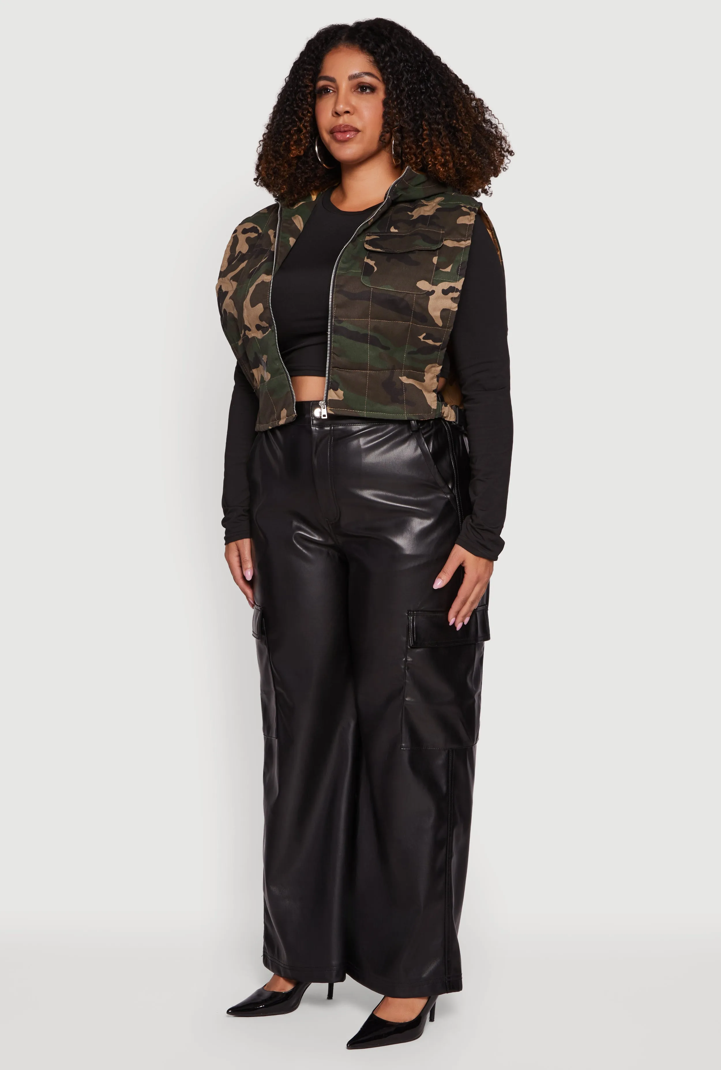Plus Size Hooded Zip Front Cropped Camouflage Vest sold by Rainbow product image thumbnail 5