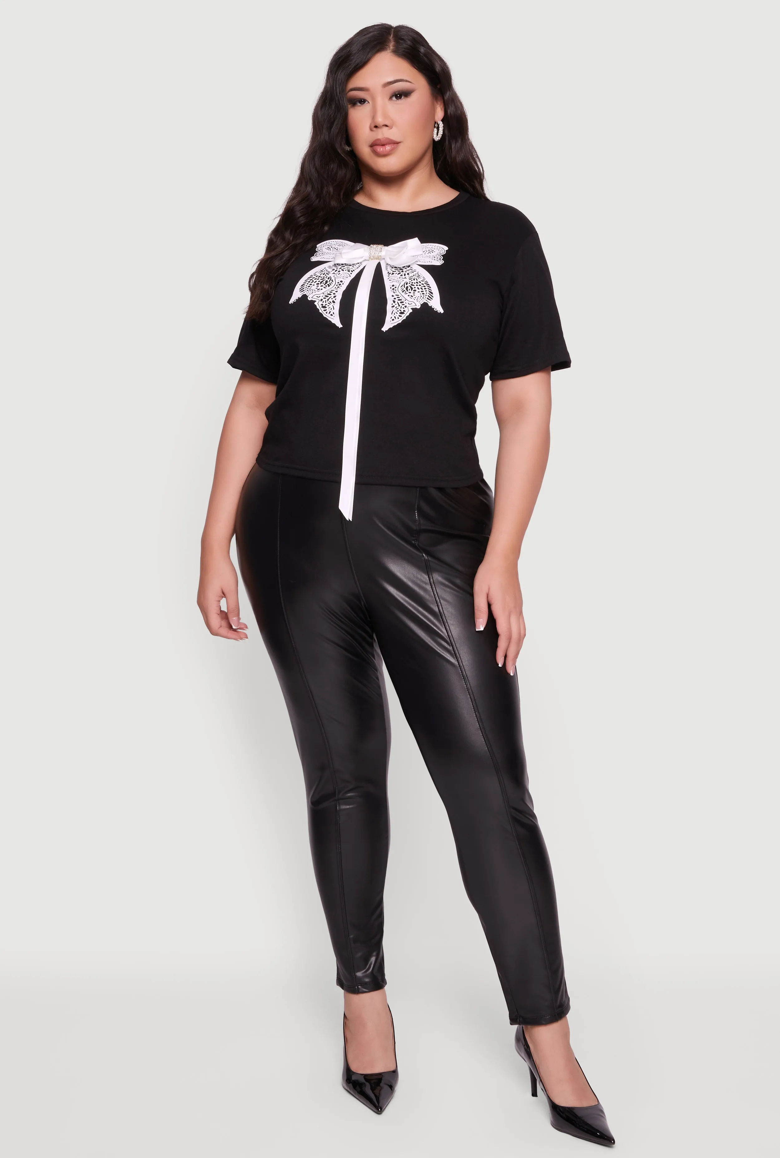 Plus Size Bow Detail Short Sleeve Tee sold by Rainbow product image thumbnail 2