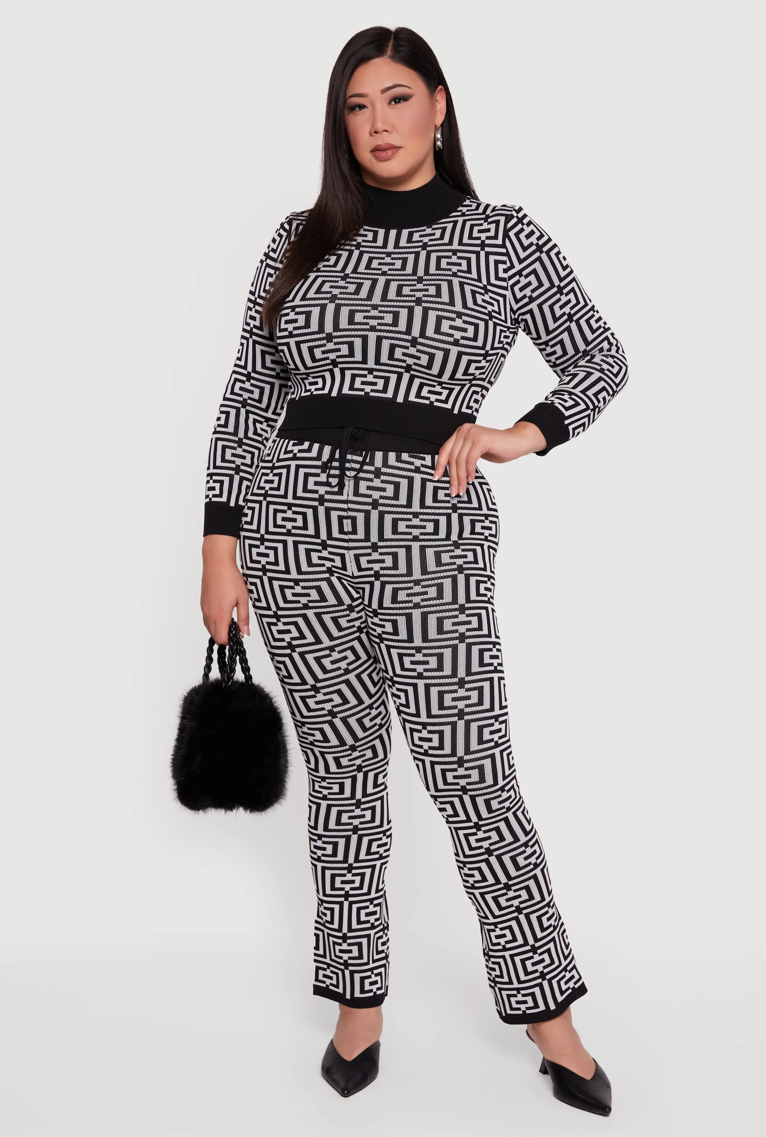 Plus Size Knitted Geometric Slim Bootcut Pants sold by Rainbow product image thumbnail 2
