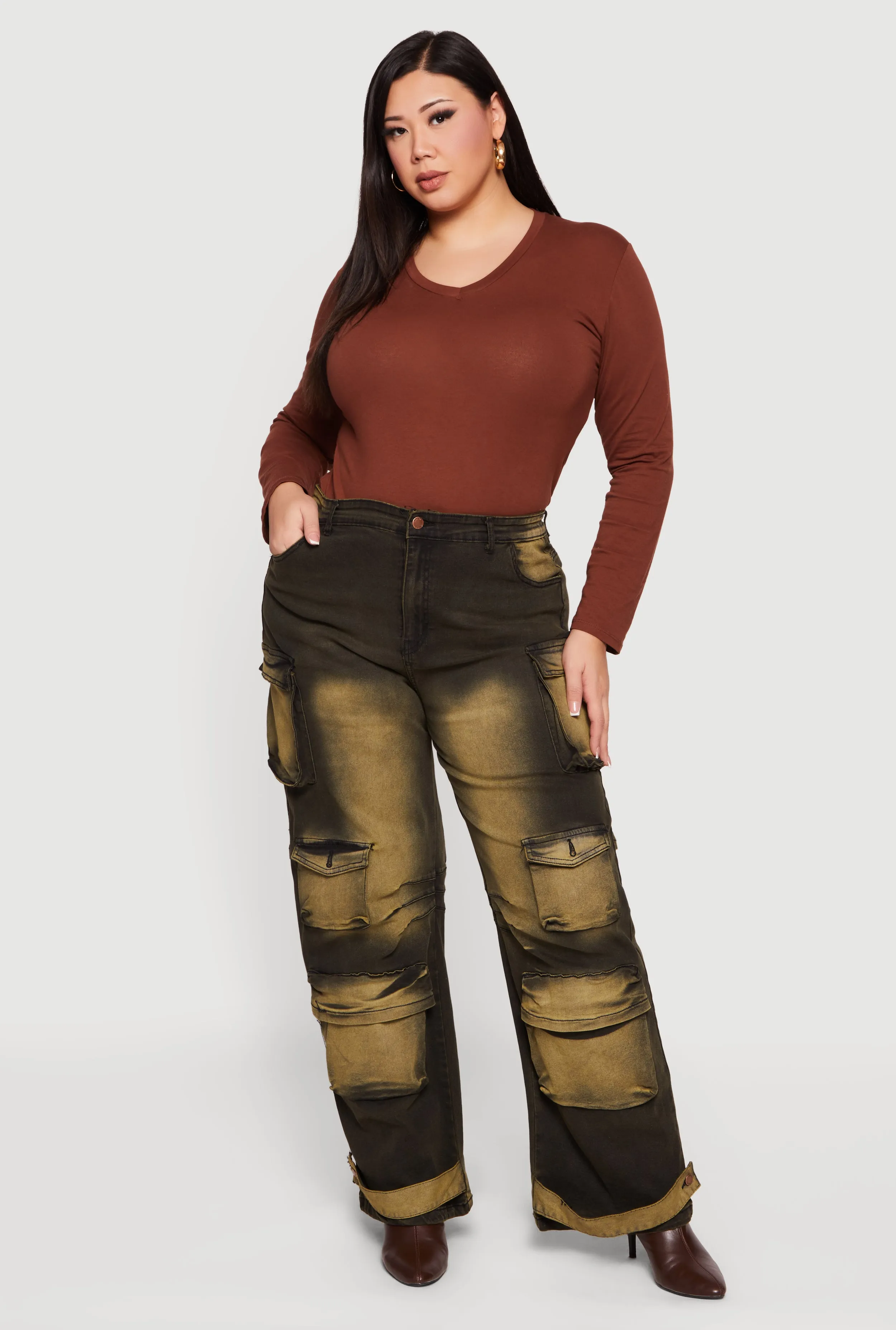 Plus Size Whiskered High Waisted Wide Leg Cargo Jeans sold by Rainbow product image thumbnail 2