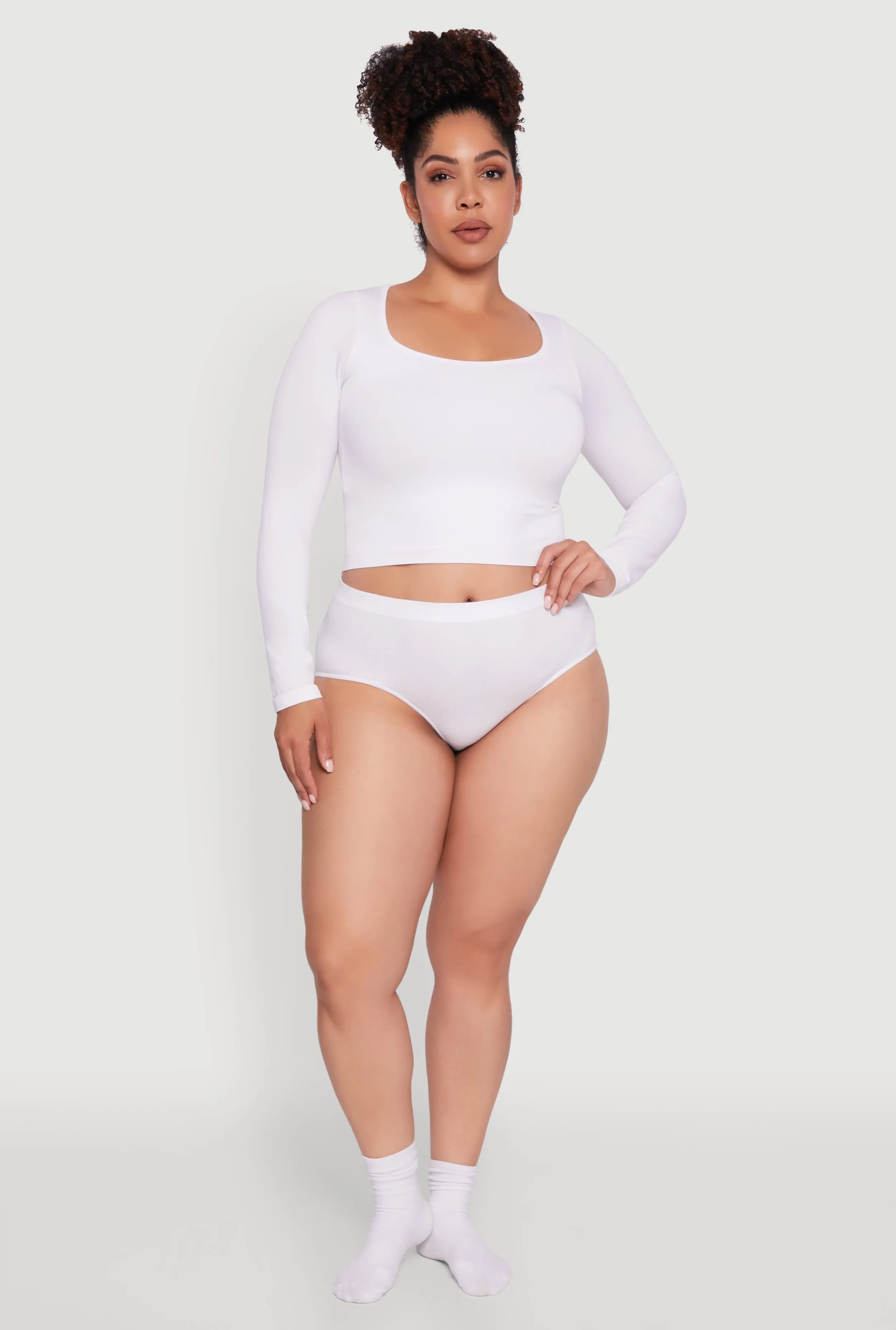 Plus Size High Waisted Seamless Basic Bikini Underwear sold by Rainbow product image thumbnail 3