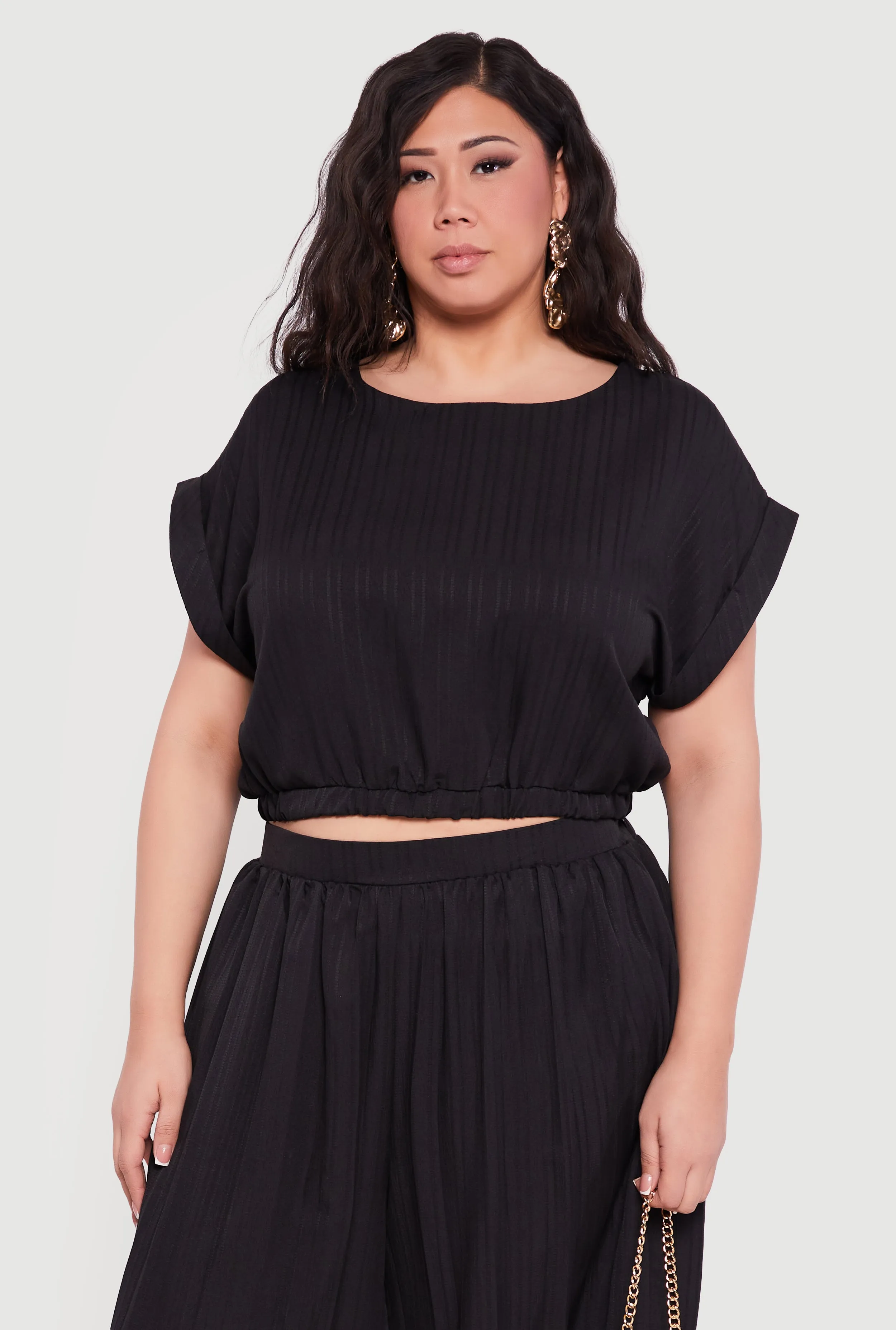 Plus Size Textured Knit Boat Neck Bubble Hem Crop Top sold by Rainbow product image thumbnail 2