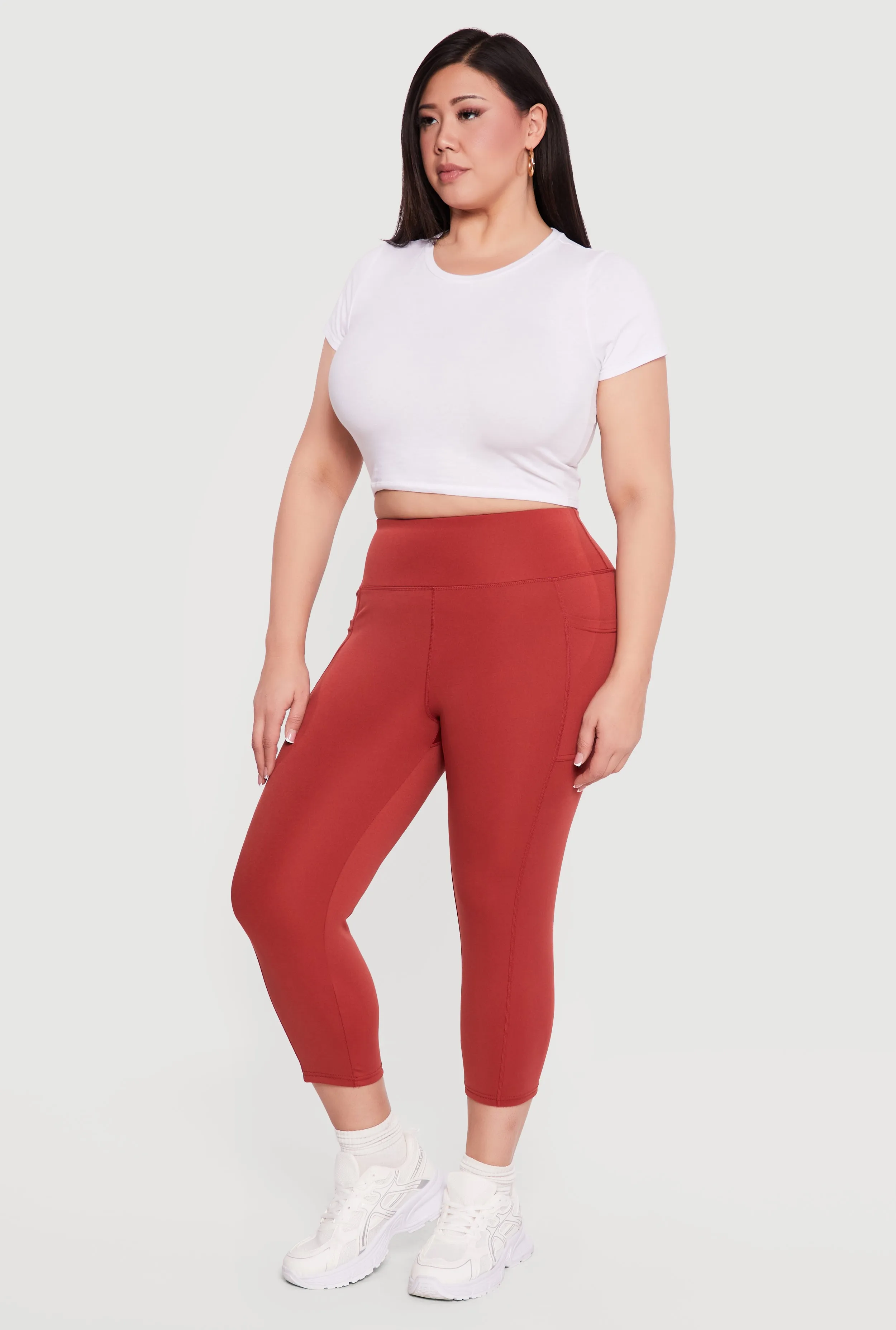 Plus Size Capri Leggings with Side Pockets sold by Rainbow product image thumbnail 2