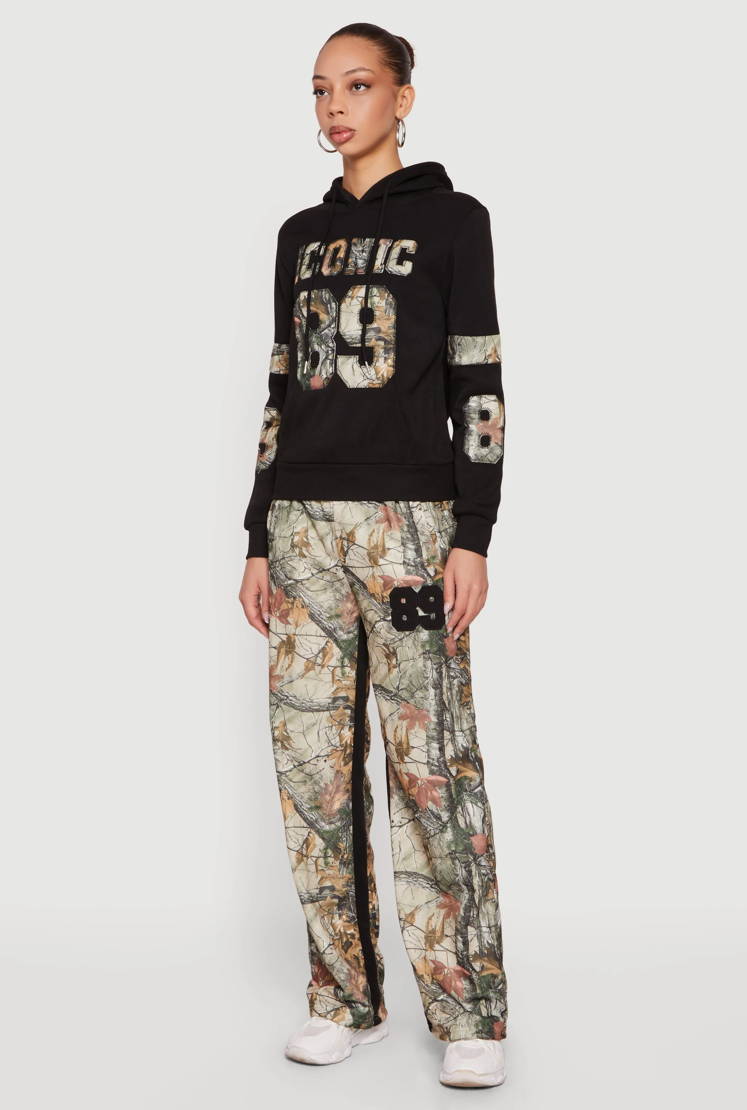 89 Hunter Camo Sweatpants sold by Rainbow product image thumbnail 2