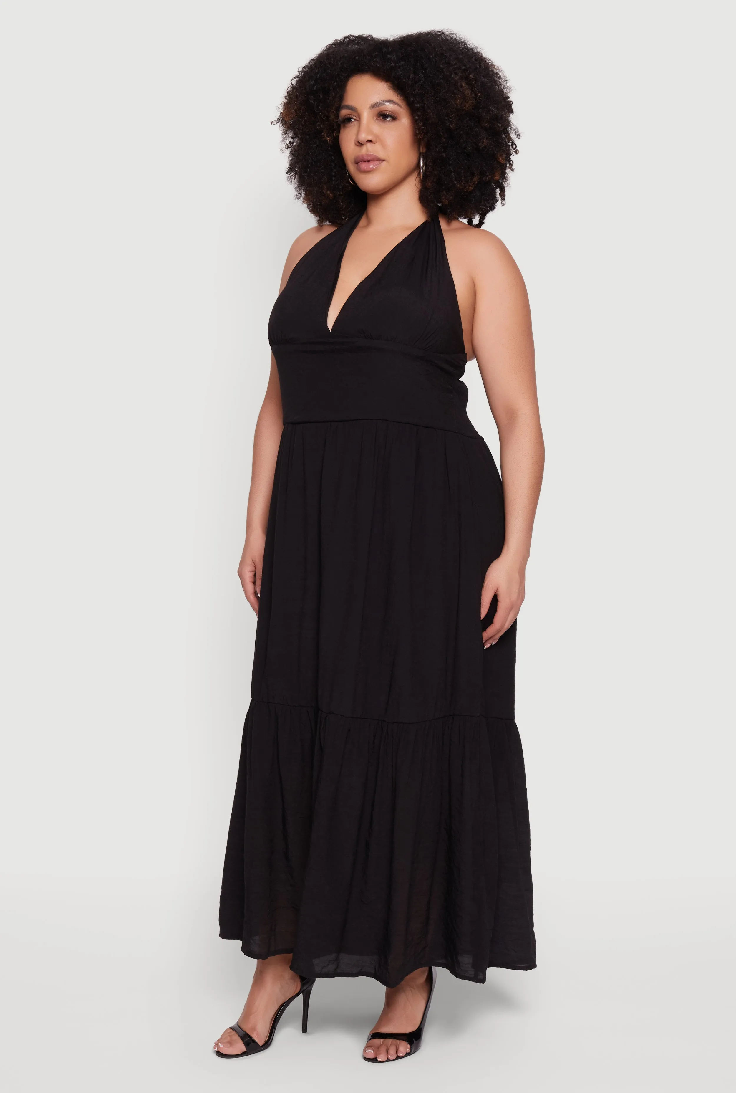 Plus Size Halter Neck Sleeveless Tiered Maxi Dress sold by Rainbow product image thumbnail 2