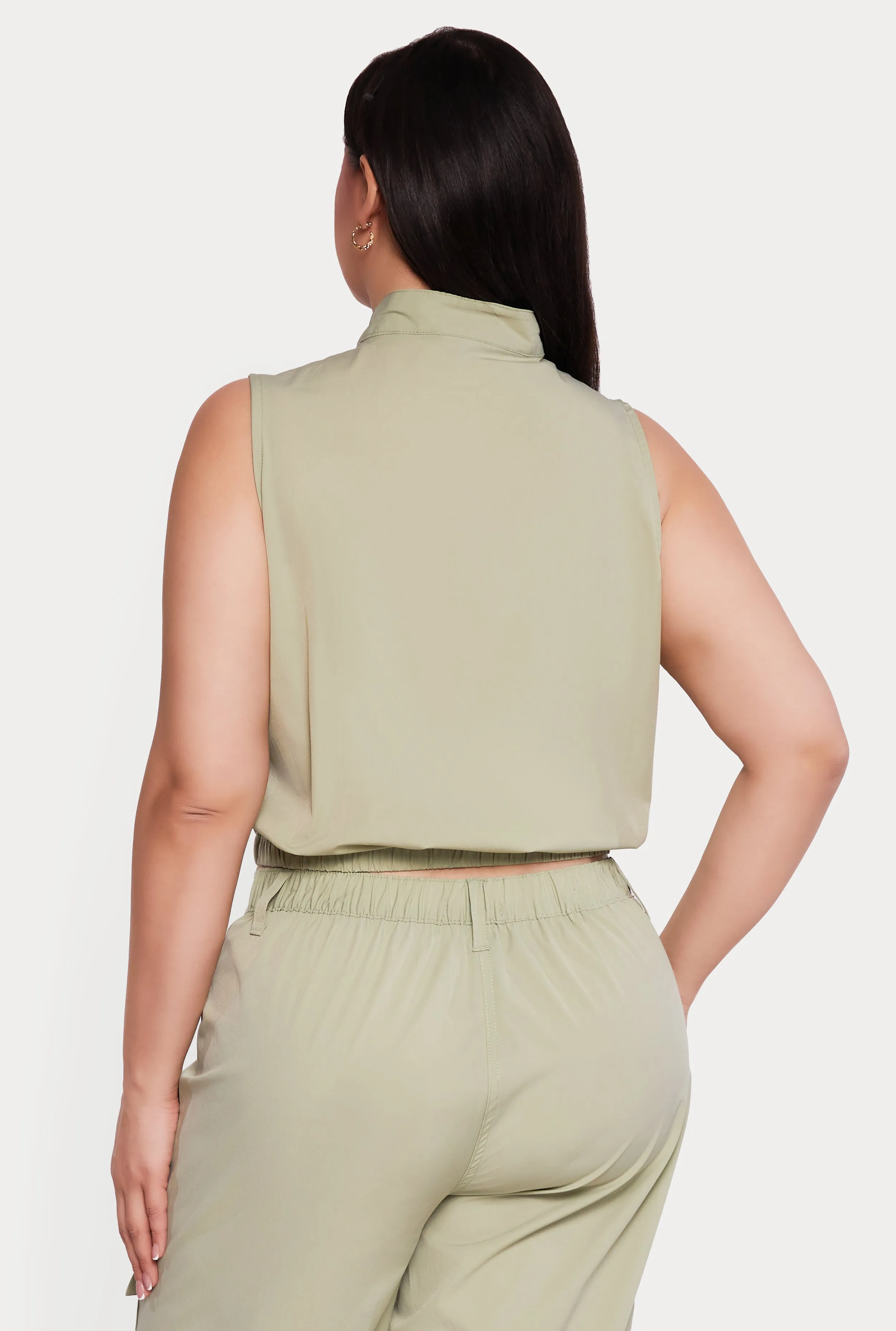 Plus Size Nylon Cropped Zip Front Windbreaker Vest sold by Rainbow product image thumbnail 5