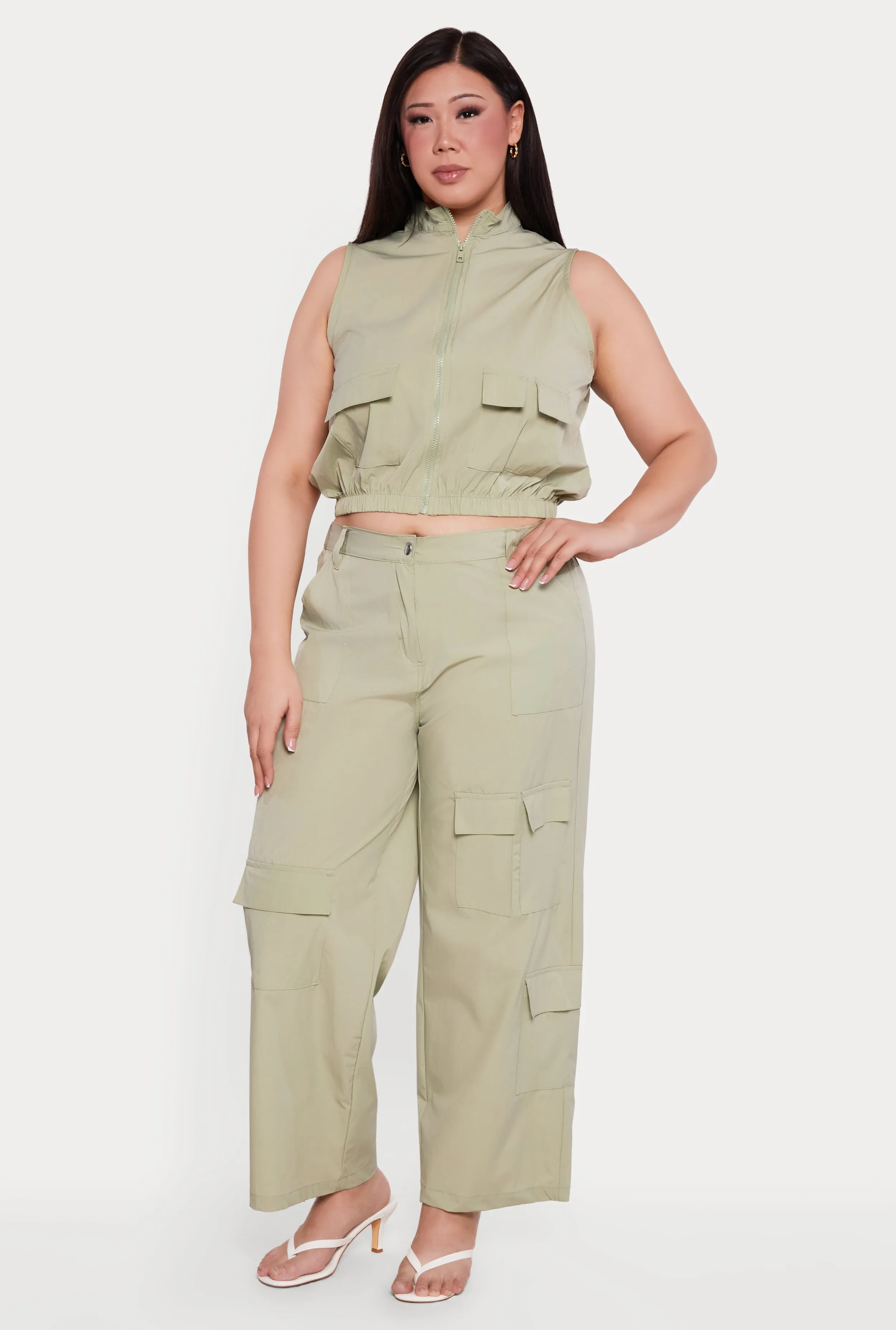 Plus Size Nylon Cropped Zip Front Windbreaker Vest sold by Rainbow product image thumbnail 2