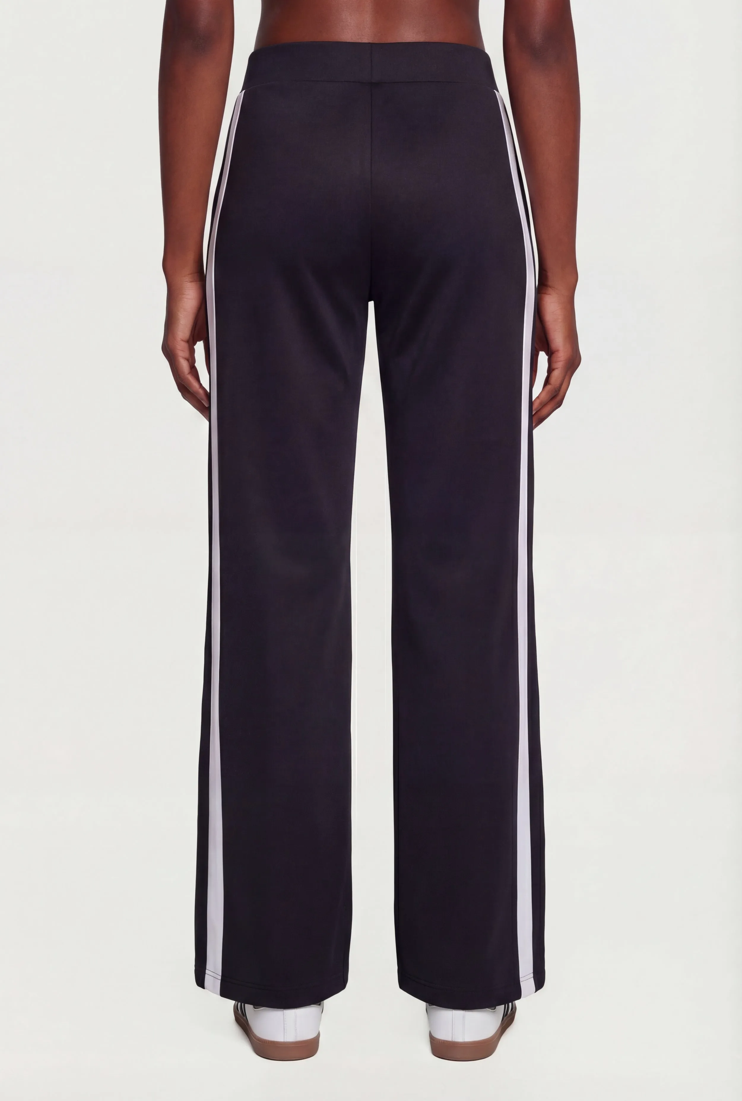 Side Contrast Trim Active Pants sold by Rainbow product image thumbnail 5