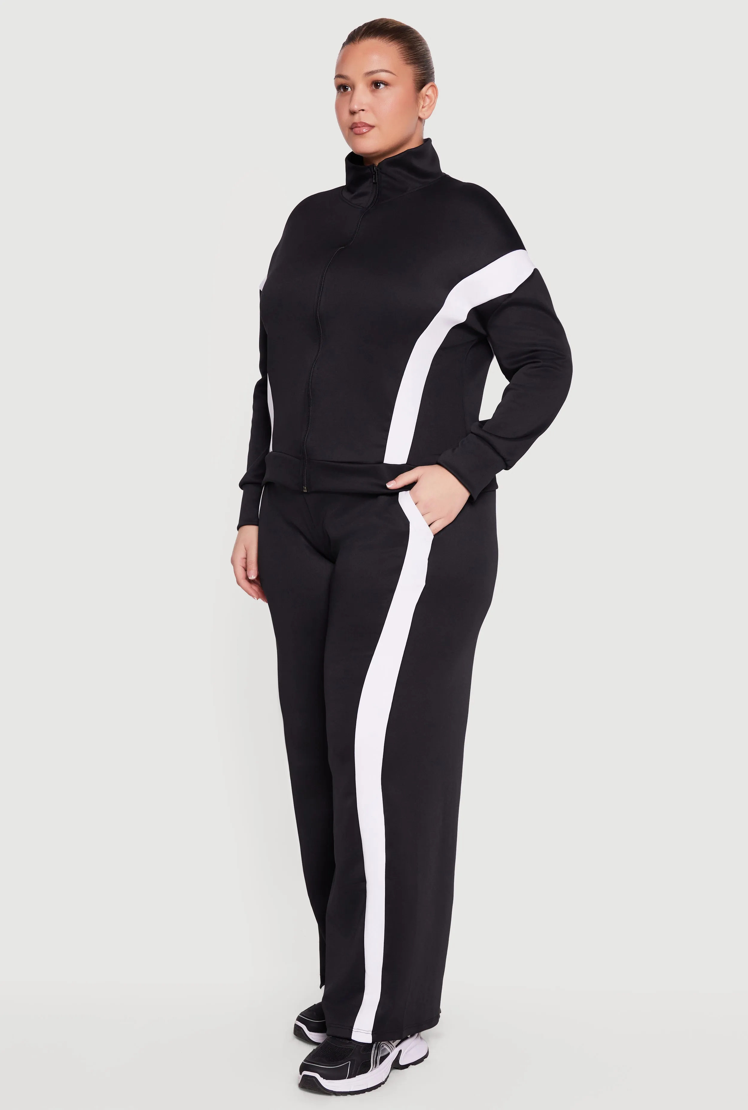 Plus Size Contrast Trim Mock Neck Zip Front Active Jacket sold by Rainbow product image thumbnail 3