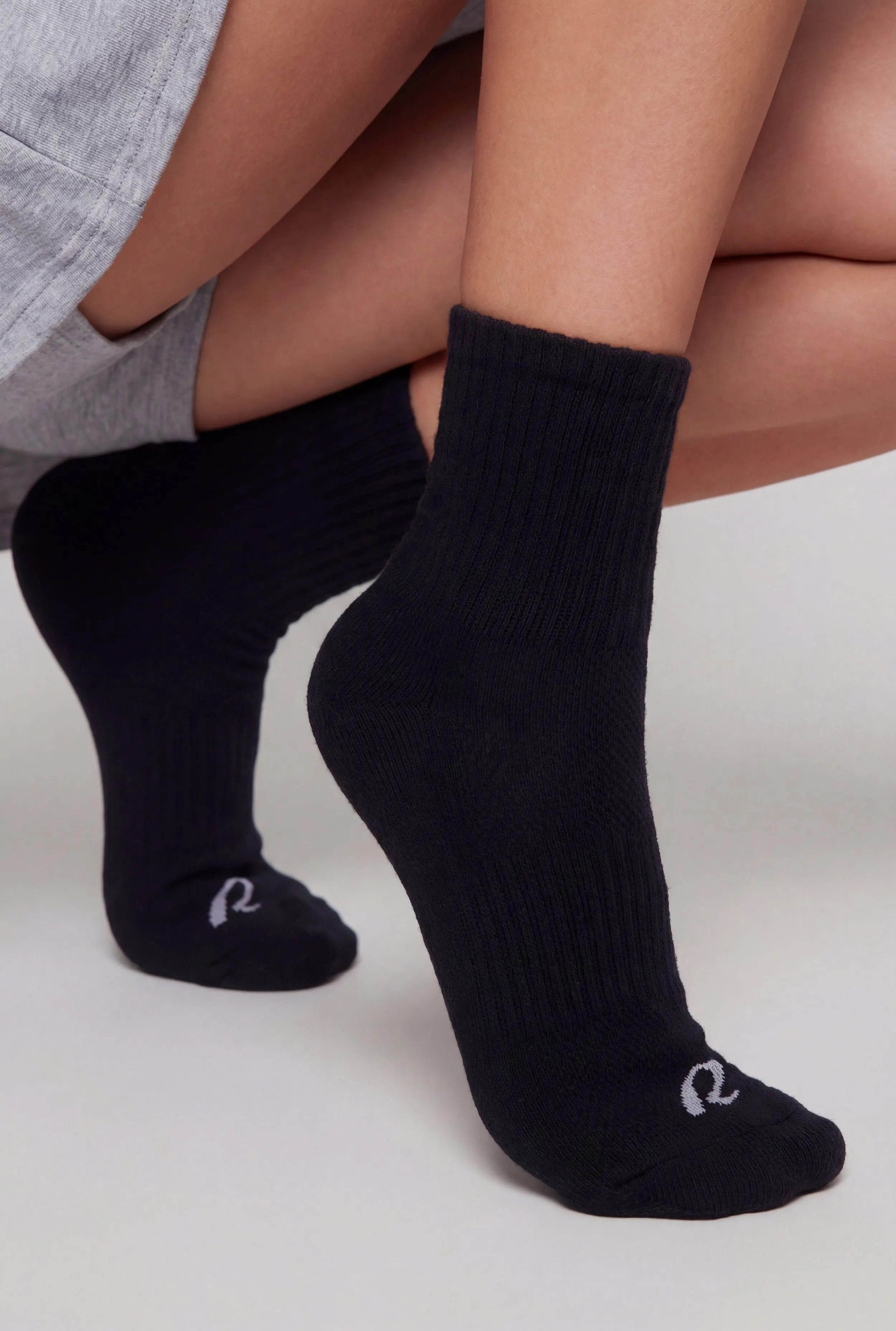 R Collection Cushioned Quarter Socks 4 Pack sold by Rainbow product image thumbnail 5