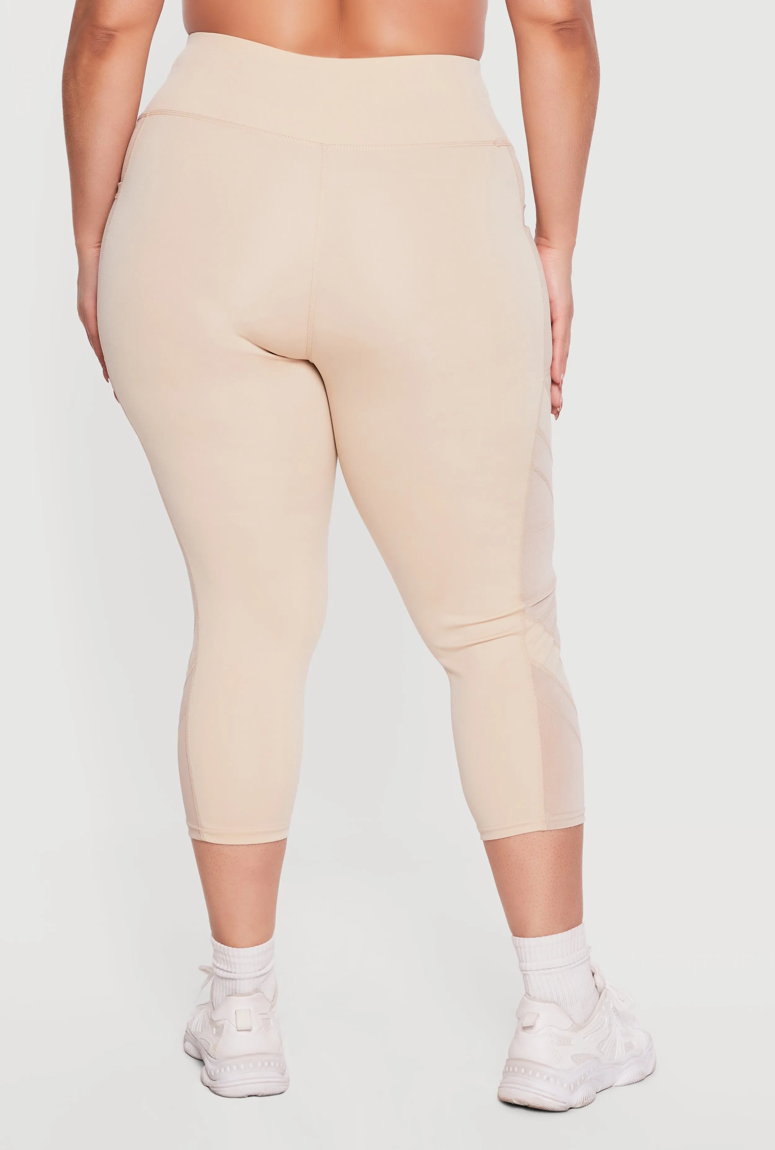 Plus Size Side Pocket Capri Leggings with Mesh Detail sold by Rainbow product image thumbnail 5