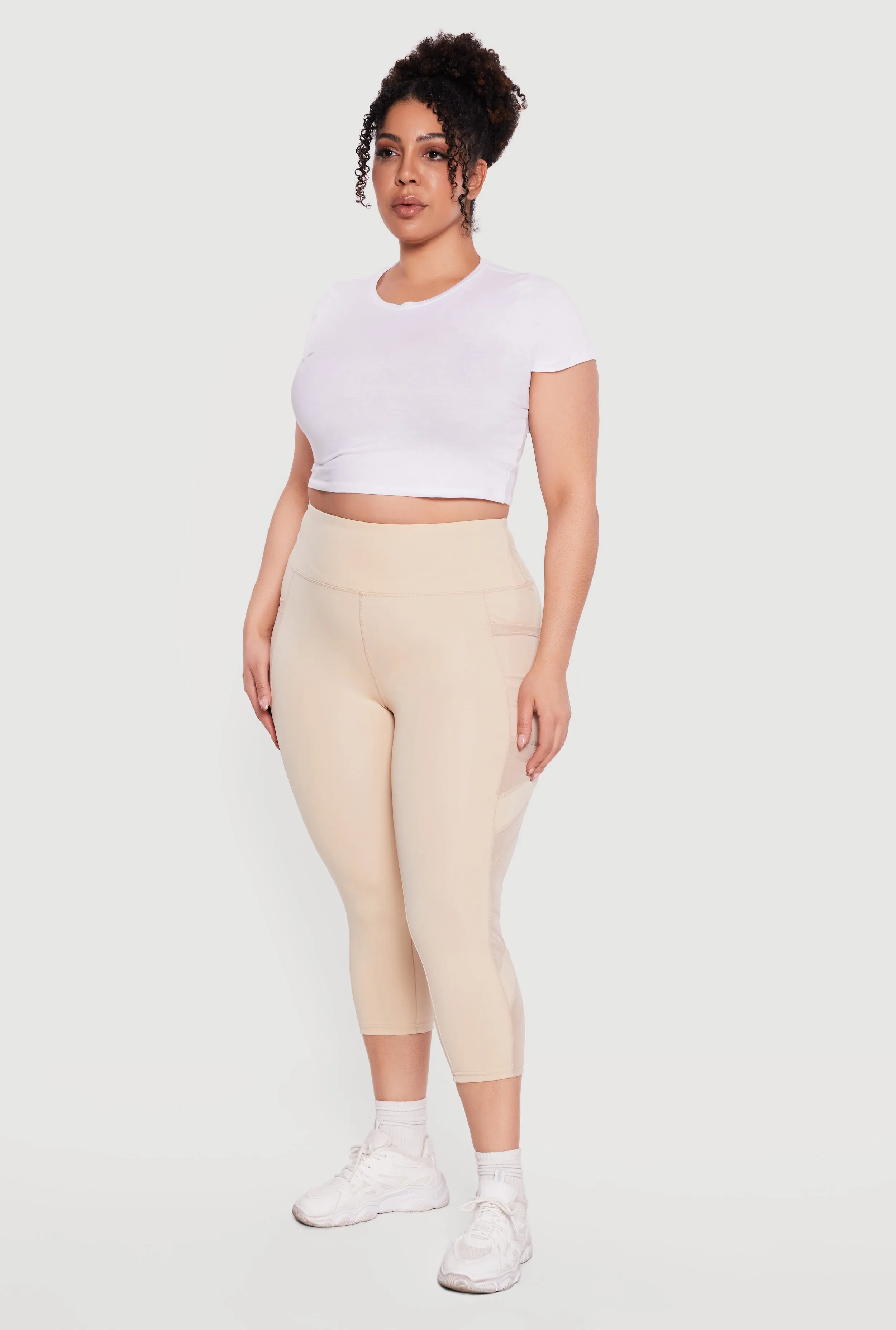 Plus Size Side Pocket Capri Leggings with Mesh Detail sold by Rainbow product image thumbnail 2