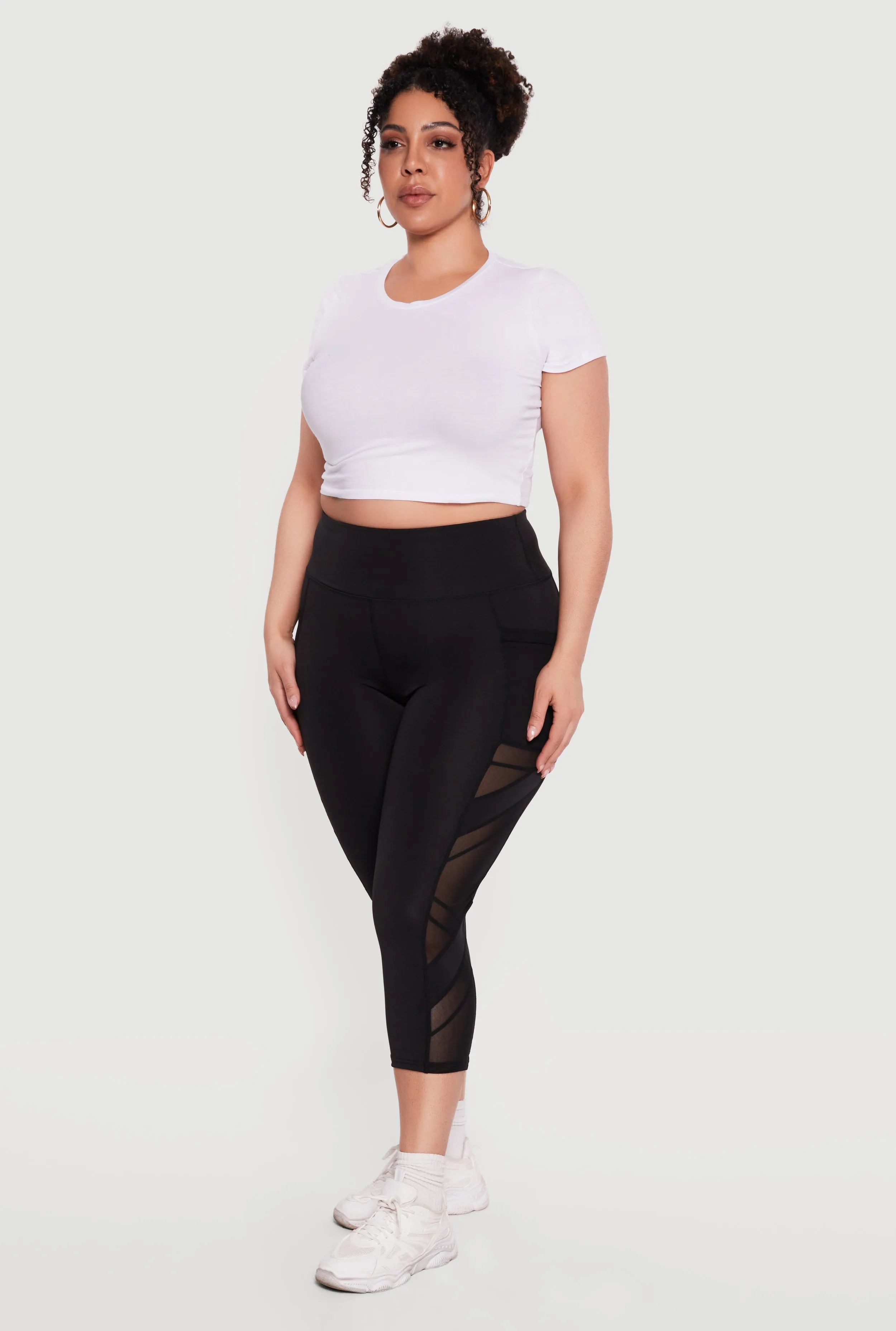Plus Size Side Pocket Capri Leggings with Mesh Detail sold by Rainbow product image thumbnail 2