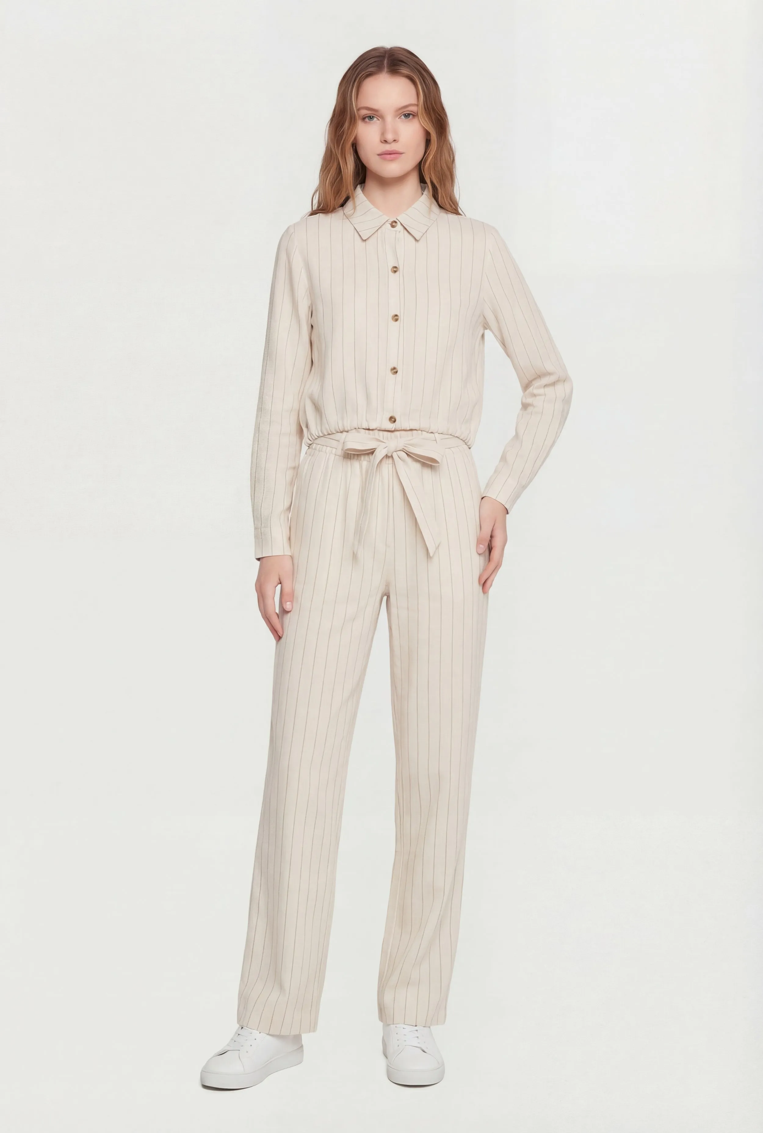 Linen Drawstring Hem Cropped Button Front Shirt sold by Rainbow product image thumbnail 2