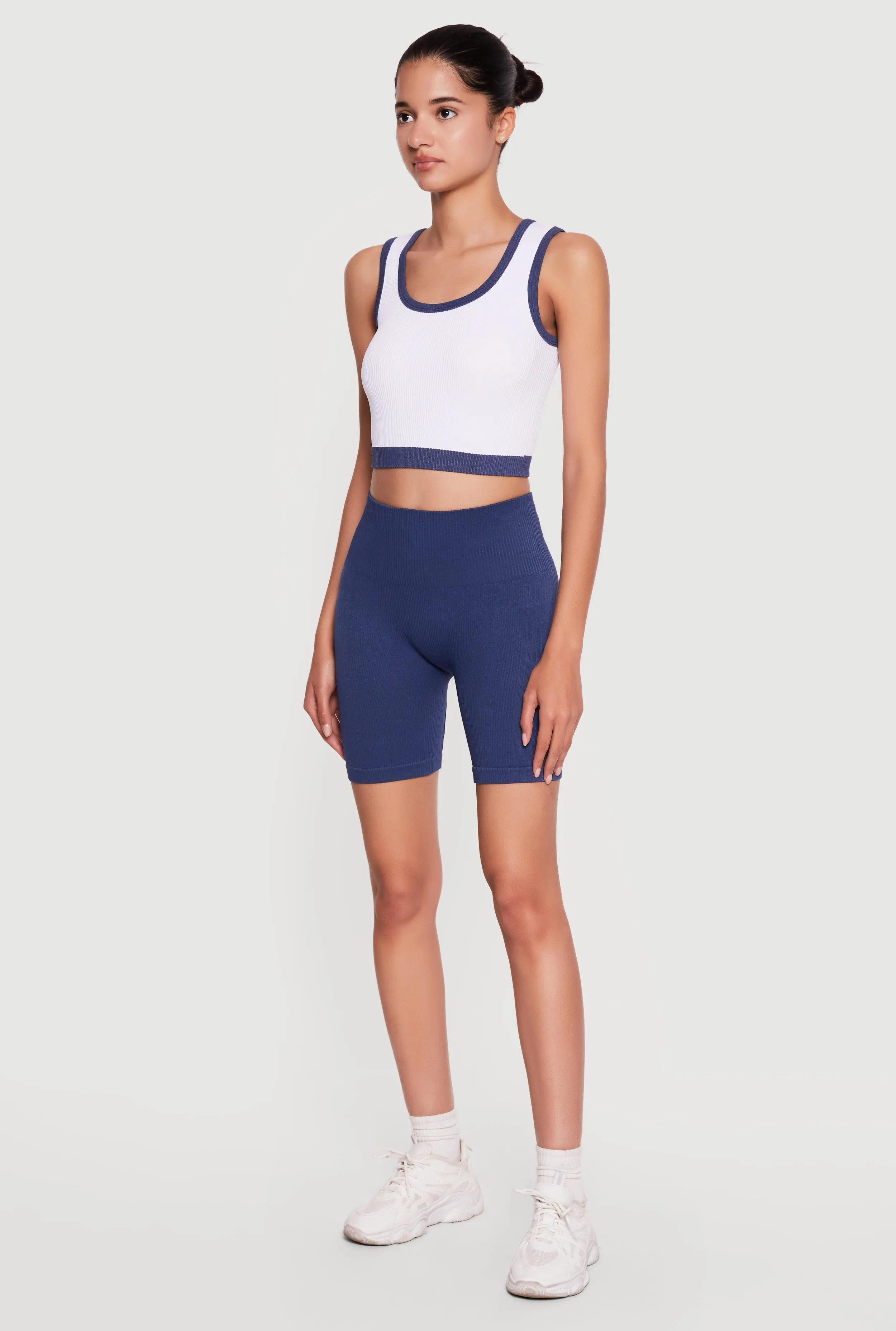 Contrast Trim Seamless Ribbed Cropped Tank Top sold by Rainbow product image thumbnail 3