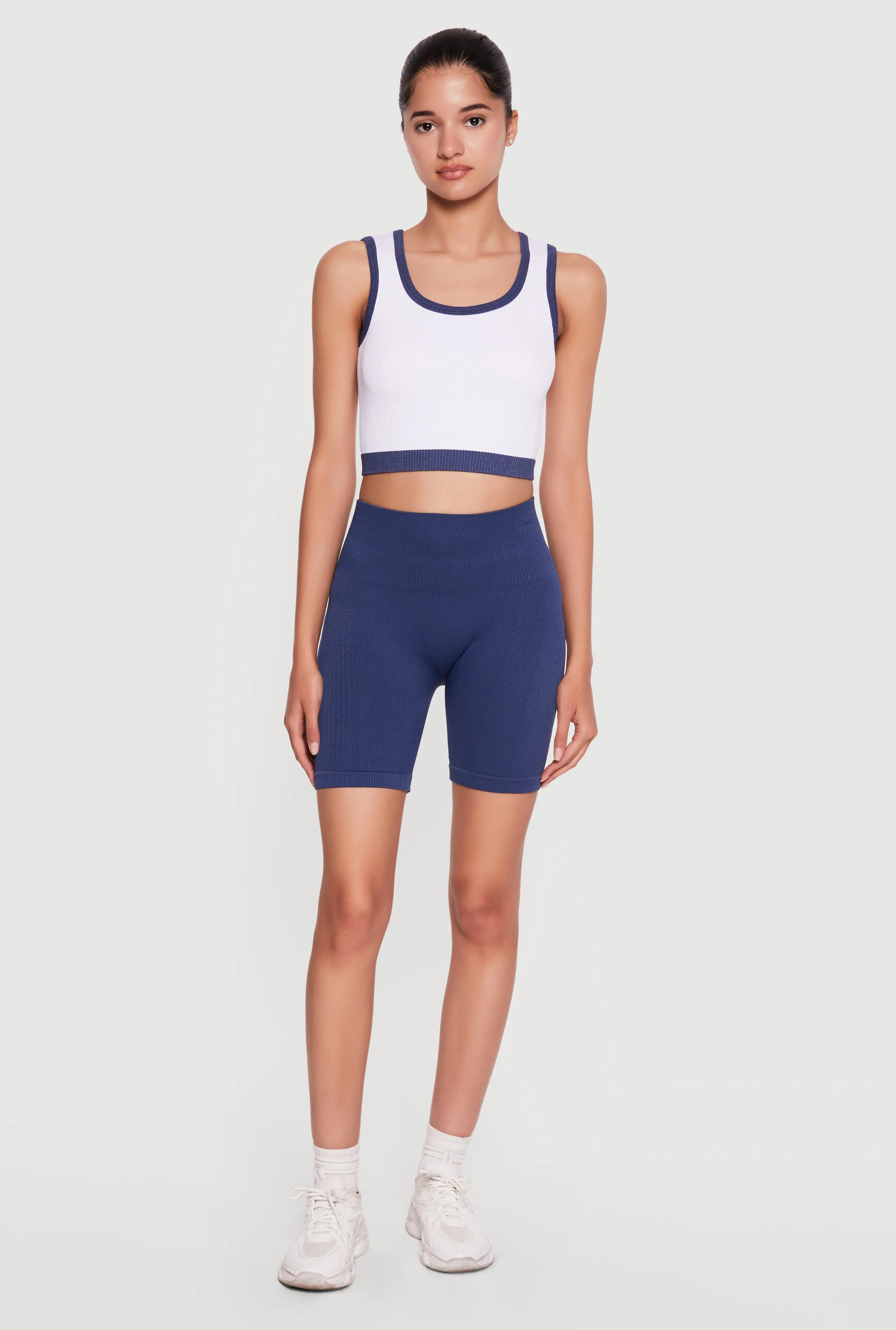 Contrast Trim Seamless Ribbed Cropped Tank Top sold by Rainbow product image thumbnail 2