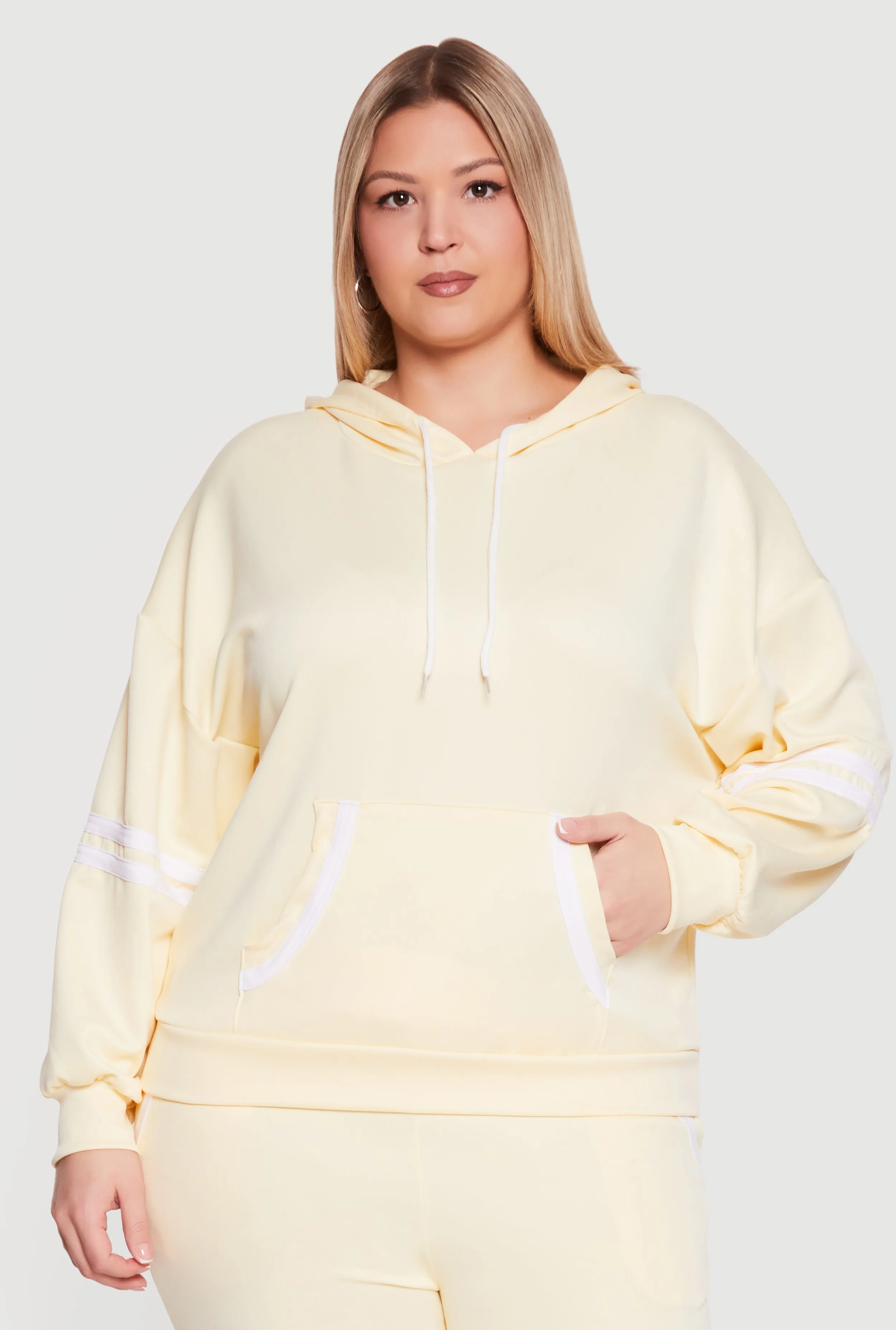 Plus Size Contrast Trim Detail Kangaroo Pocket Hoodie sold by Rainbow product image thumbnail 3
