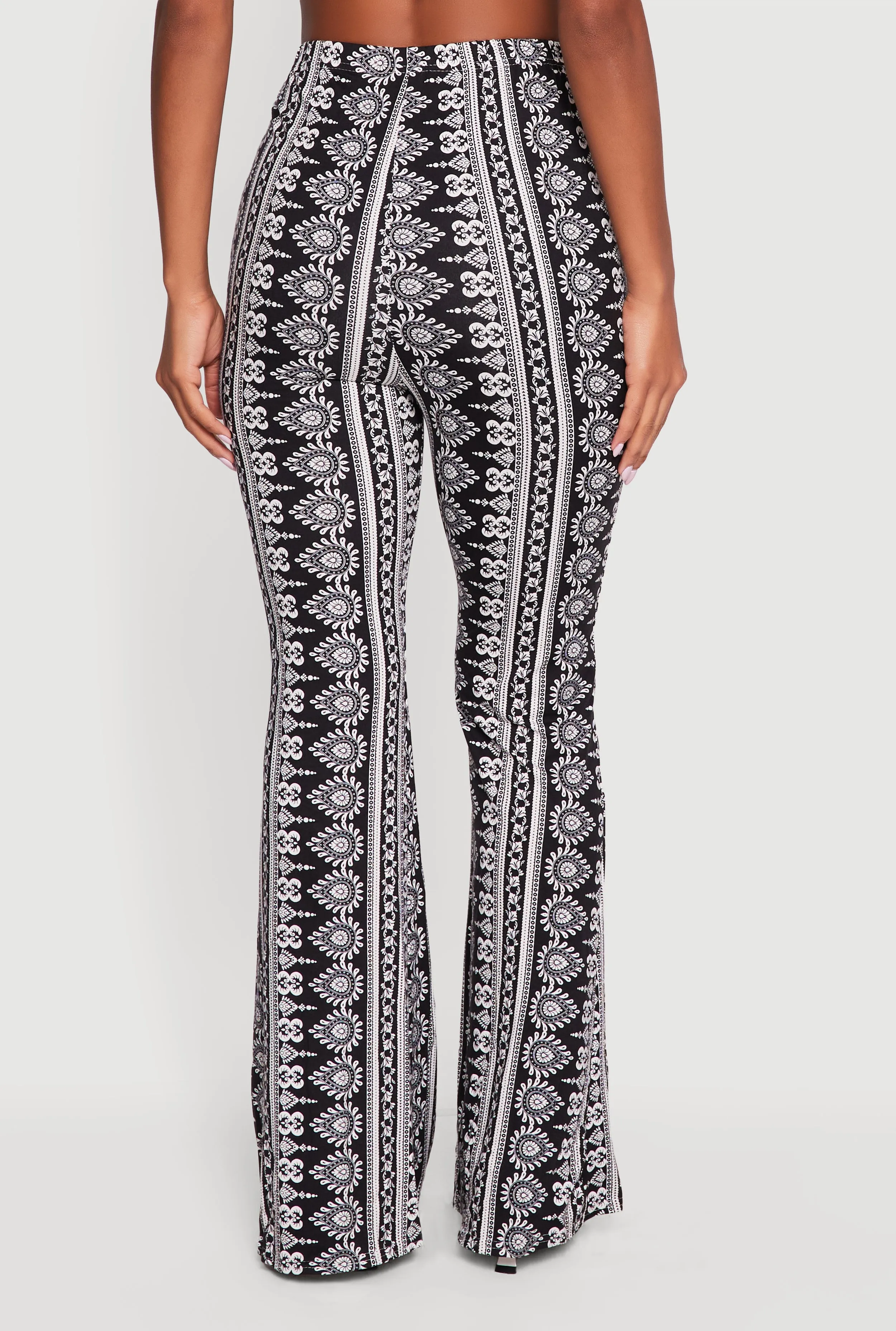 High Waisted Printed Pattern Flared Leggings sold by Rainbow product image thumbnail 5