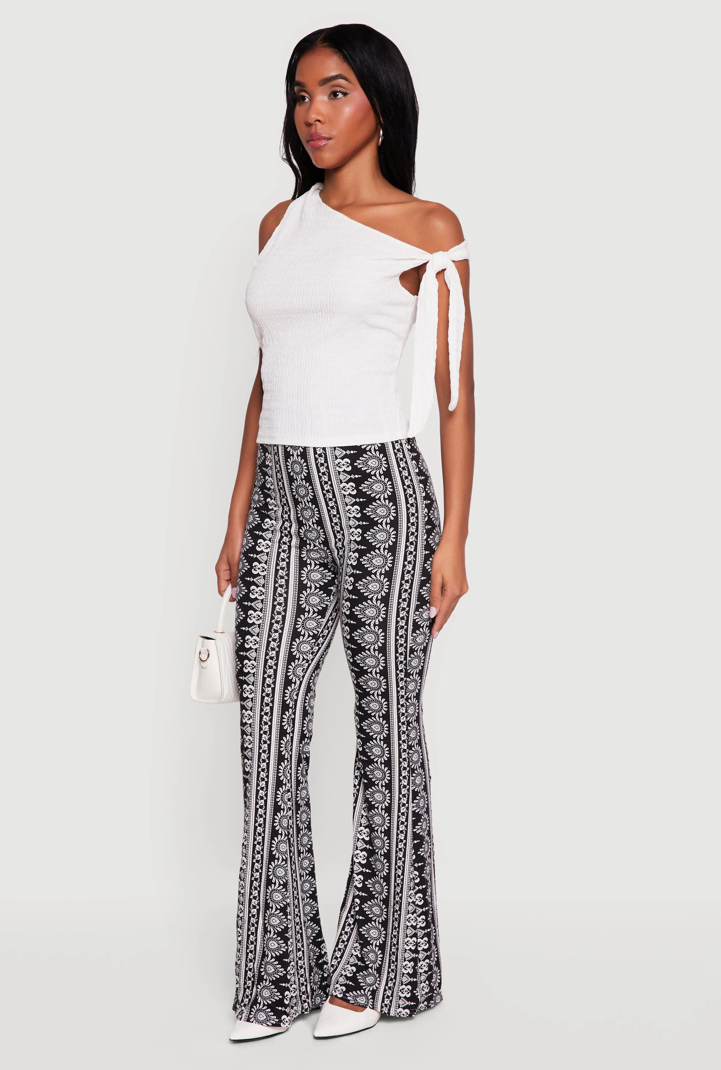 High Waisted Printed Pattern Flared Leggings sold by Rainbow product image thumbnail 2
