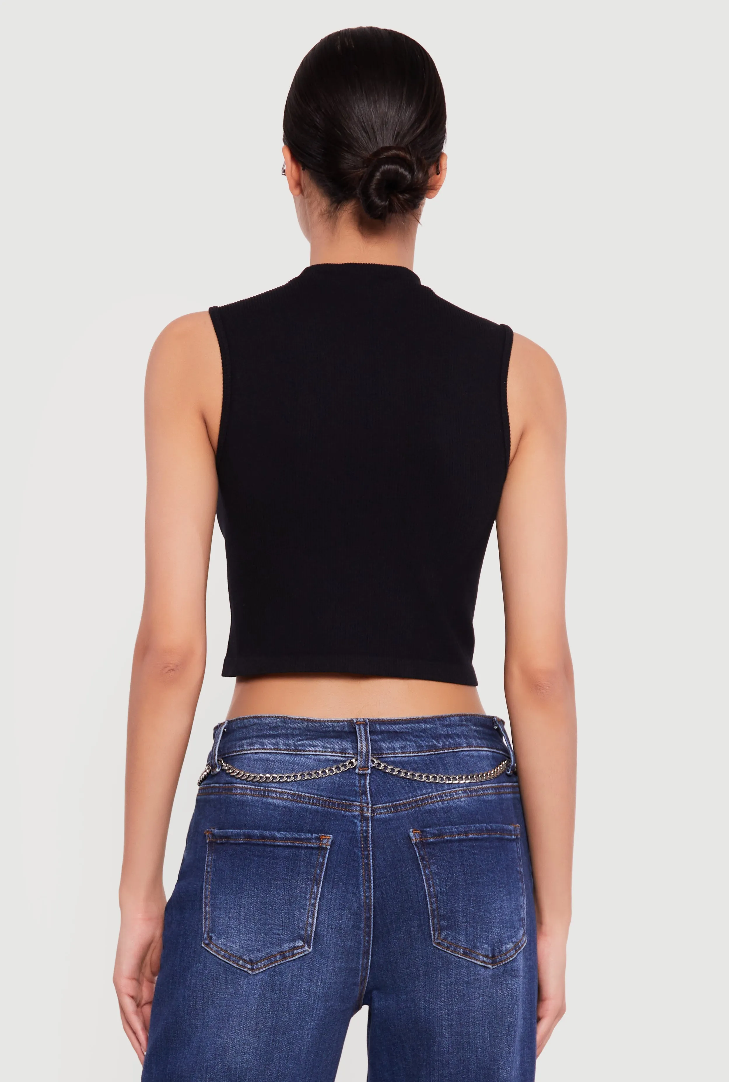 Seamless Cropped Mock Neck Tank Top sold by Rainbow product image thumbnail 5