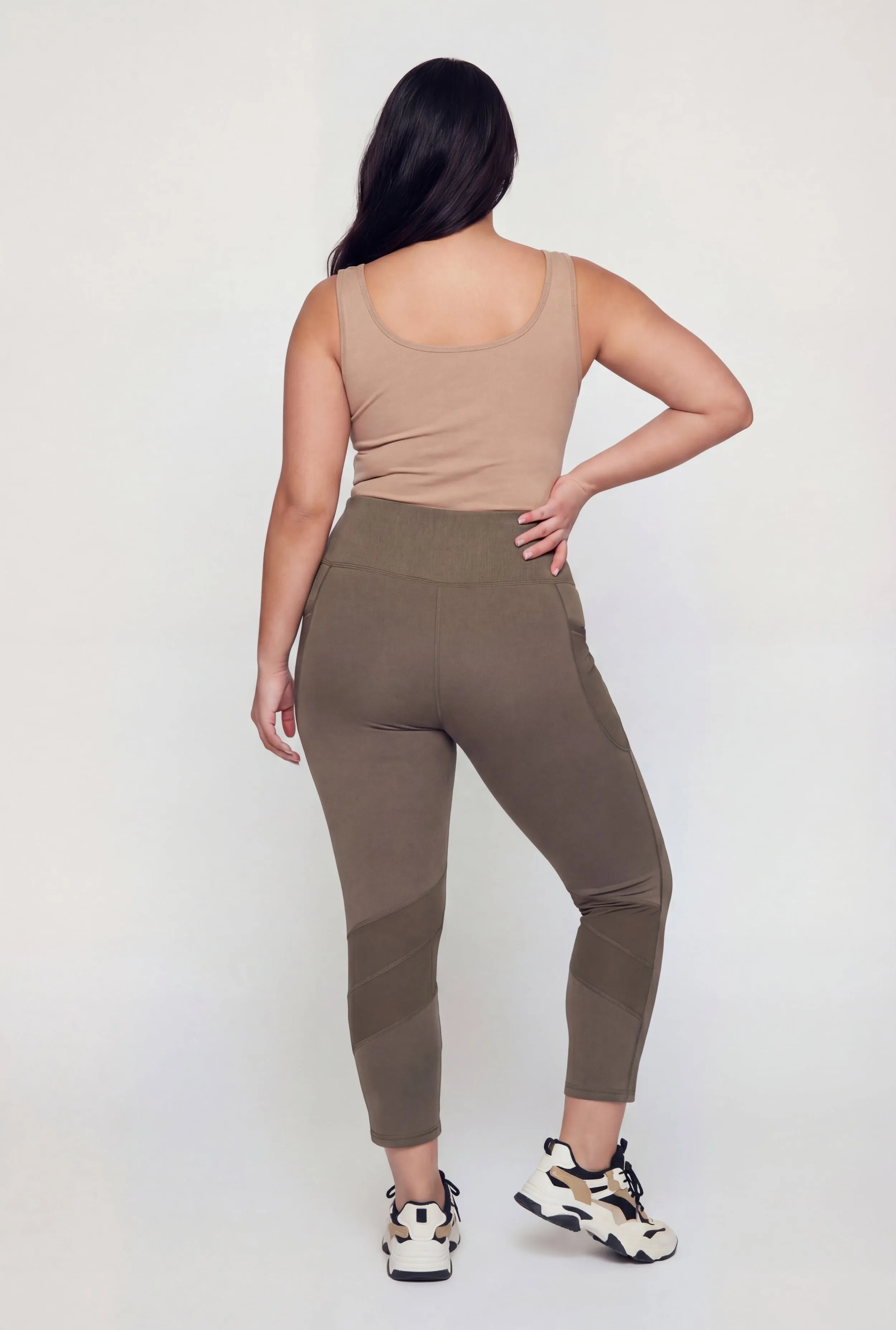 Plus Size Mesh Detail Cropped Leggings with Side Pockets sold by Rainbow product image thumbnail 5