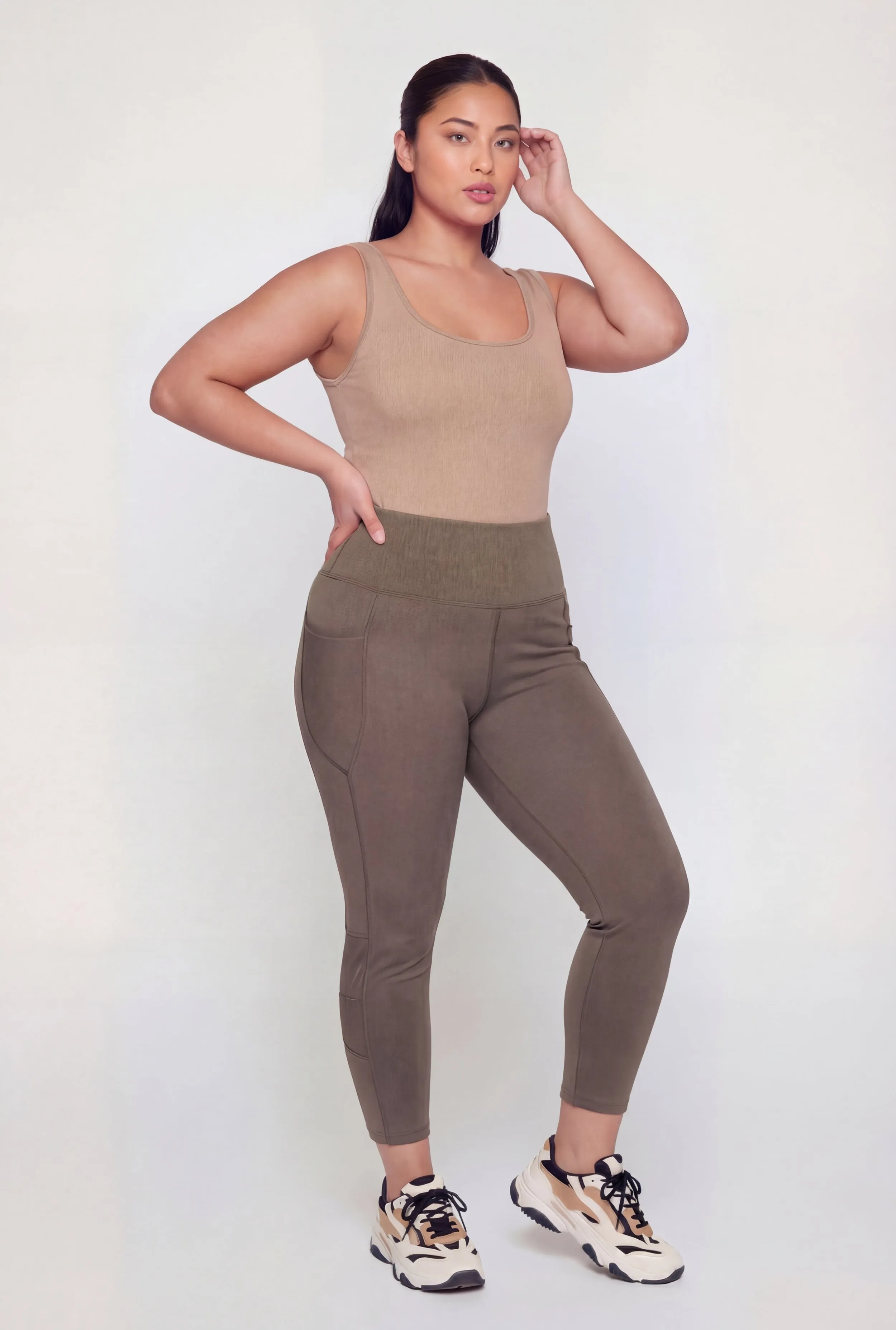 Plus Size Mesh Detail Cropped Leggings with Side Pockets sold by Rainbow product image thumbnail 2