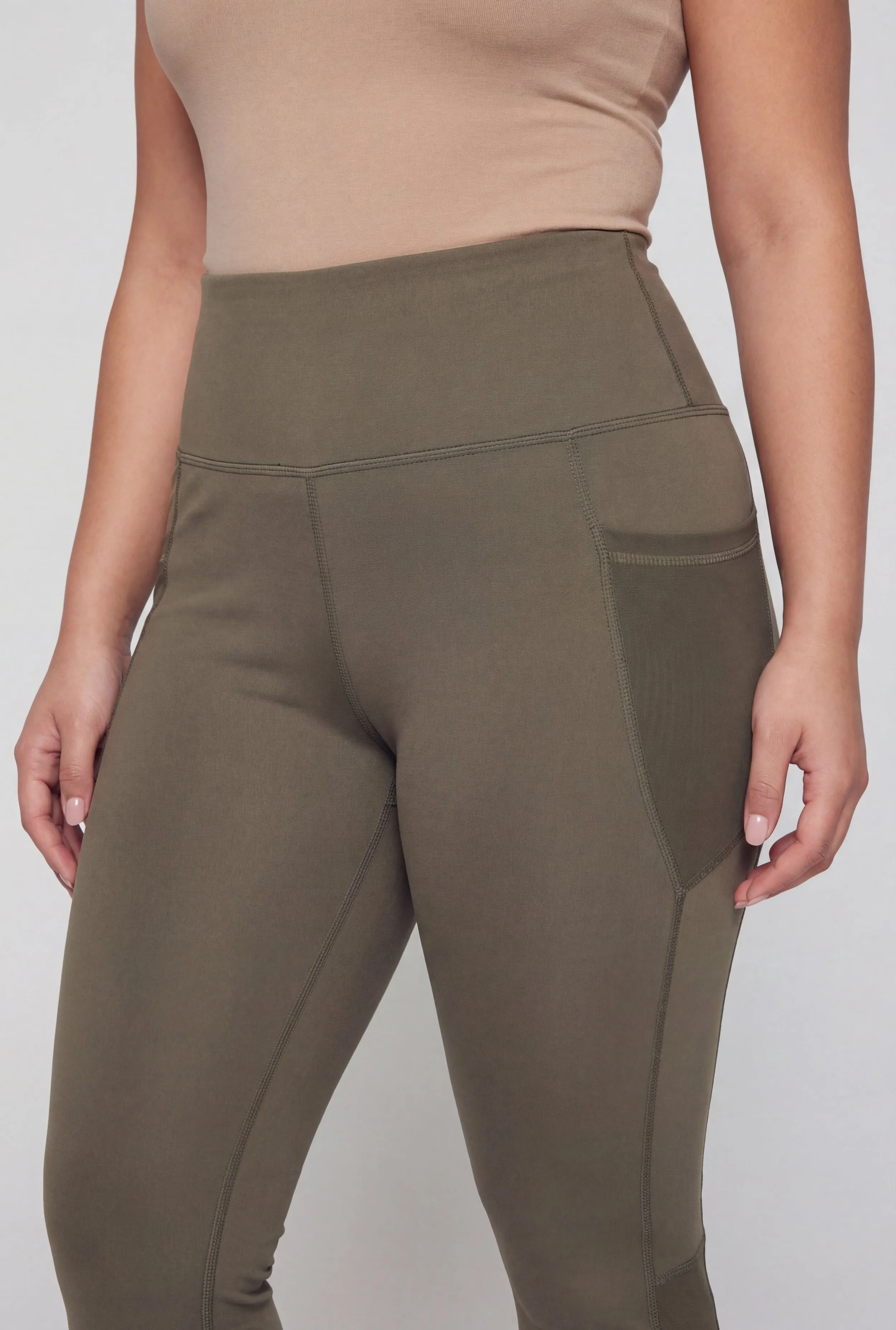 Plus Size Mesh Detail Cropped Leggings with Side Pockets sold by Rainbow product image thumbnail 3