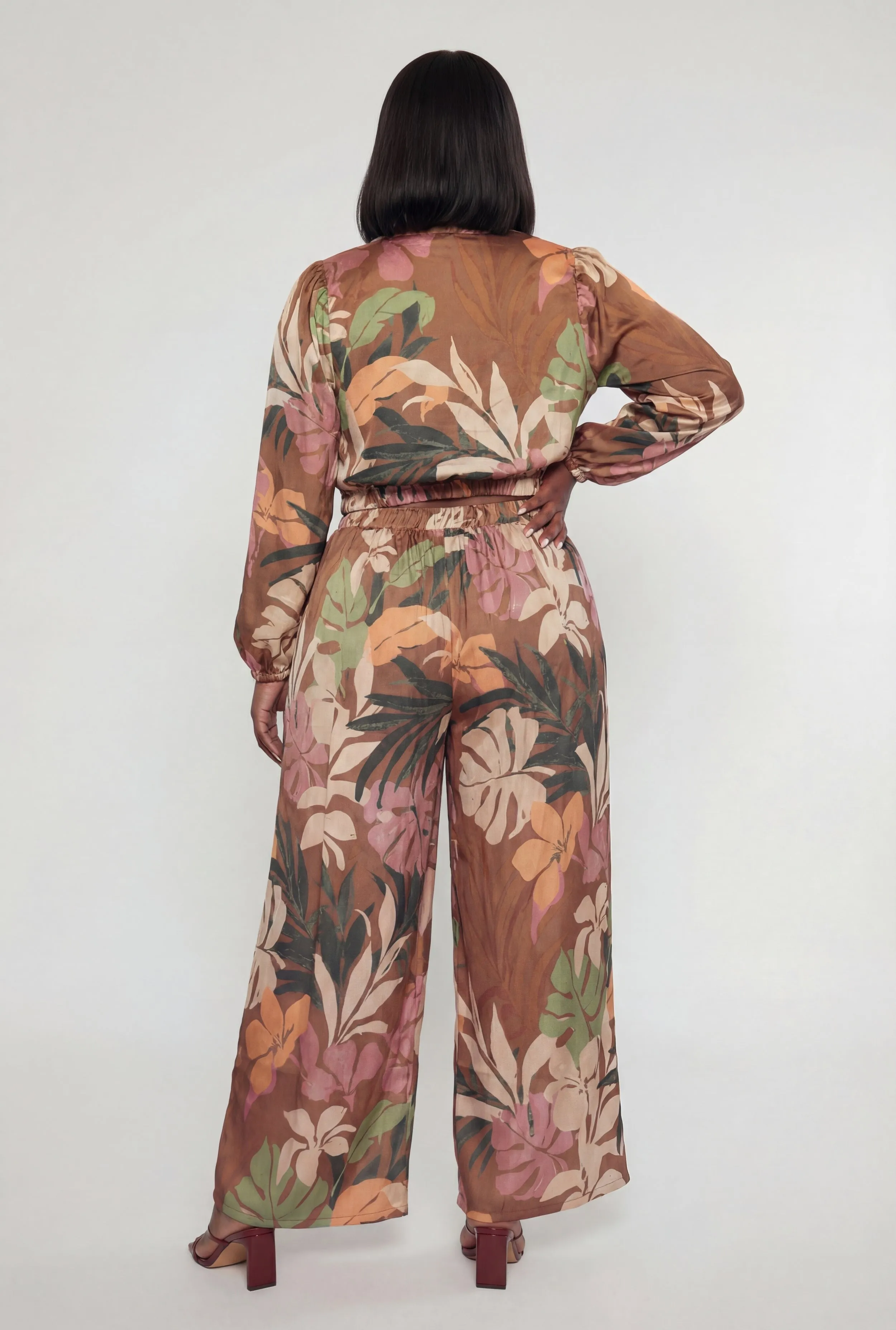 Plus Size High Waisted Printed Satin Palazzo Pants sold by Rainbow product image thumbnail 5