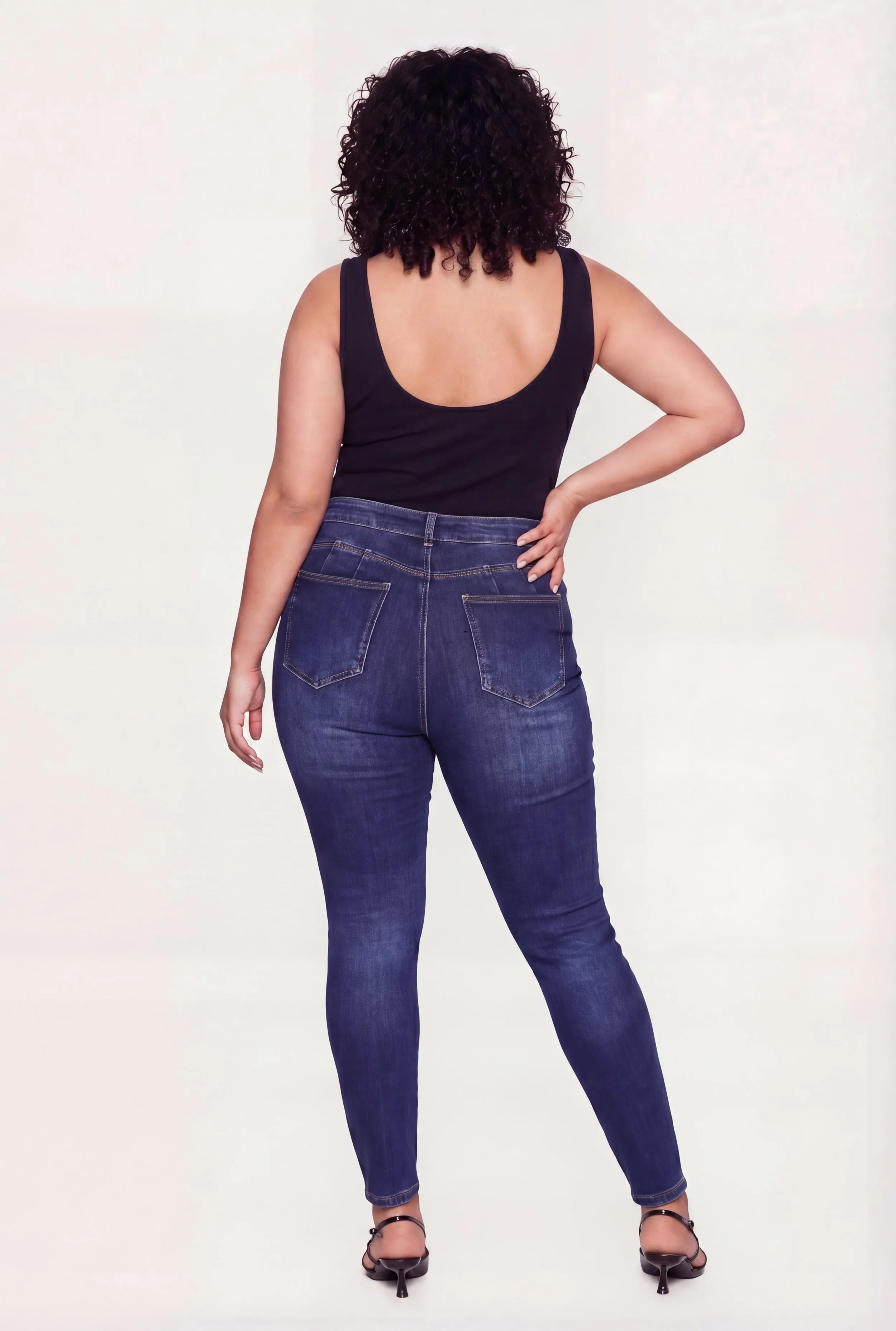 Plus Size Ribbed Knit Scoop Neck Tank Top sold by Rainbow product image thumbnail 5