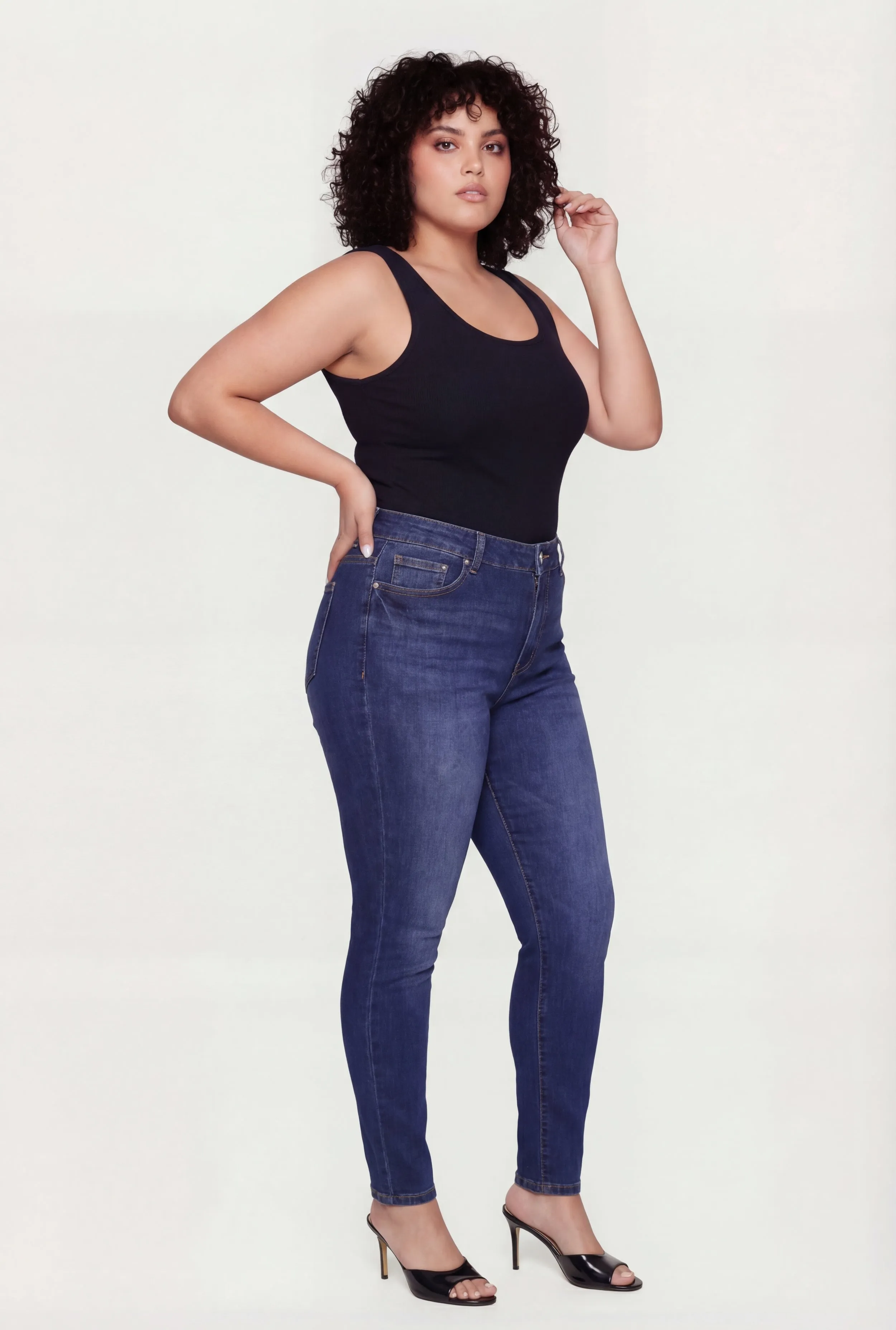 Plus Size Ribbed Knit Scoop Neck Tank Top sold by Rainbow product image thumbnail 3