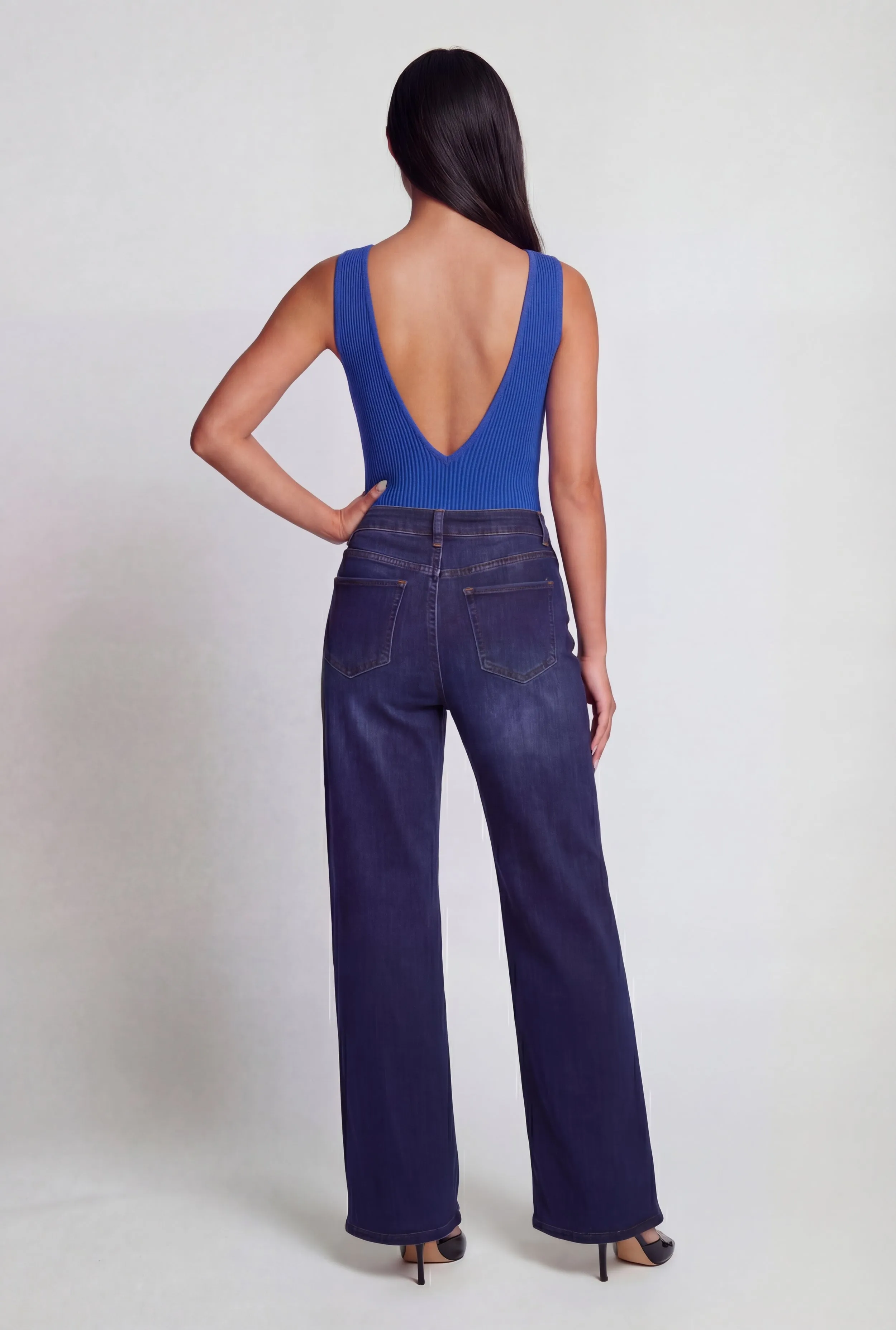 Seamless Ribbed Rhinestone Keyhole Crop Top sold by Rainbow product image thumbnail 5