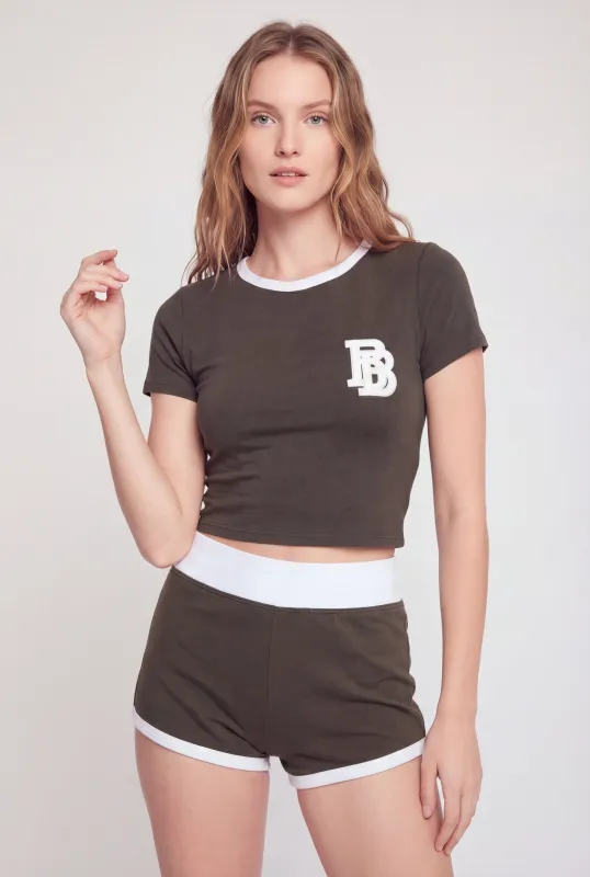 B Patch Graphic Contrast Trim Crop Top made by Rainbow