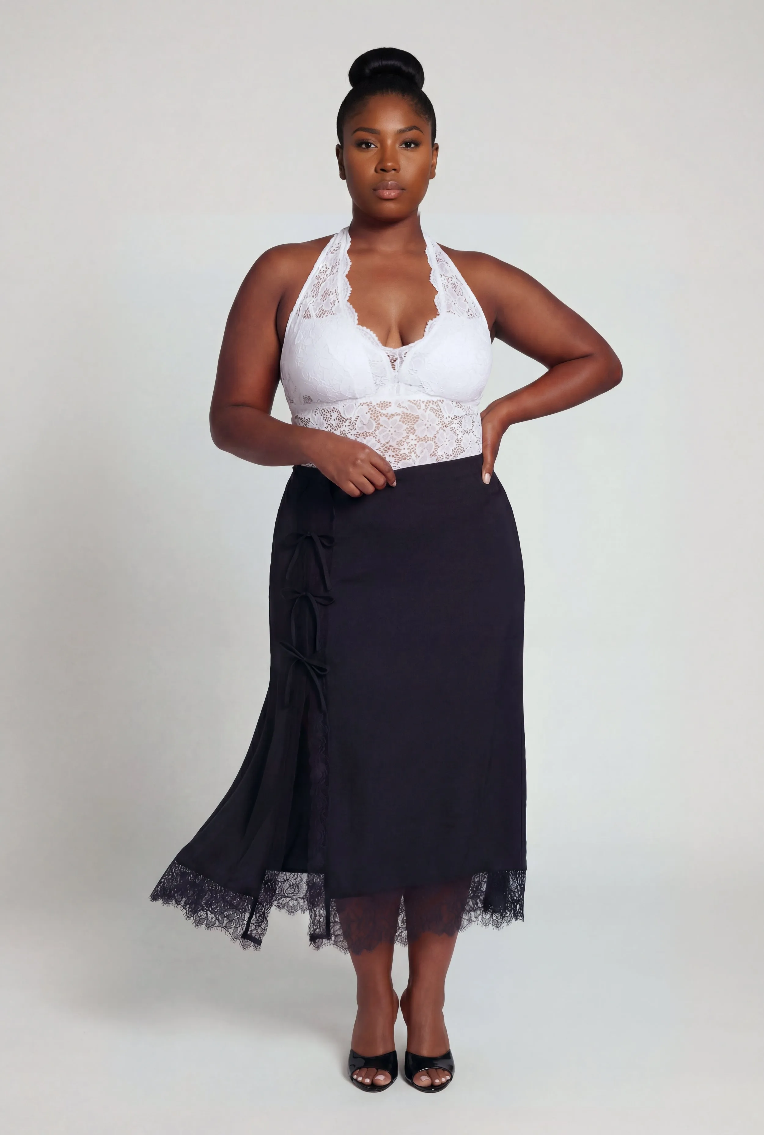 Plus Size Lace Detail Midi Skirt with Bows sold by Rainbow product image thumbnail 3