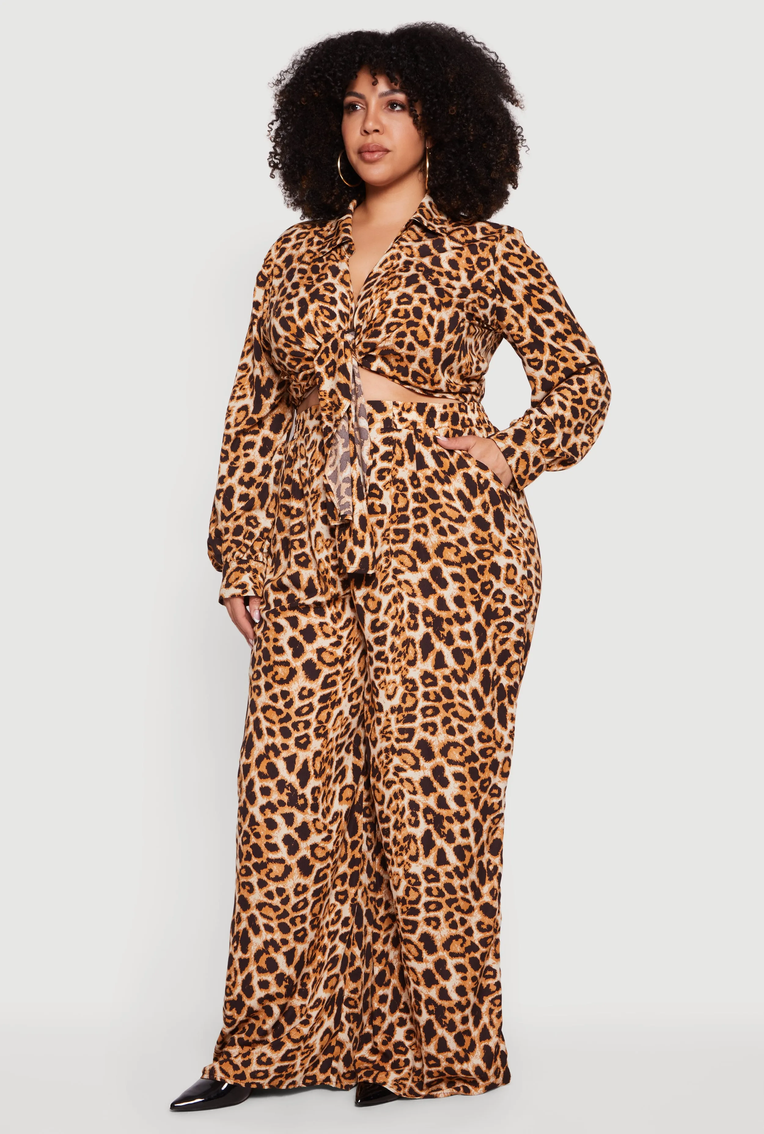 Plus Size Patterned Crepe Knit Wide Leg Pants sold by Rainbow product image thumbnail 2