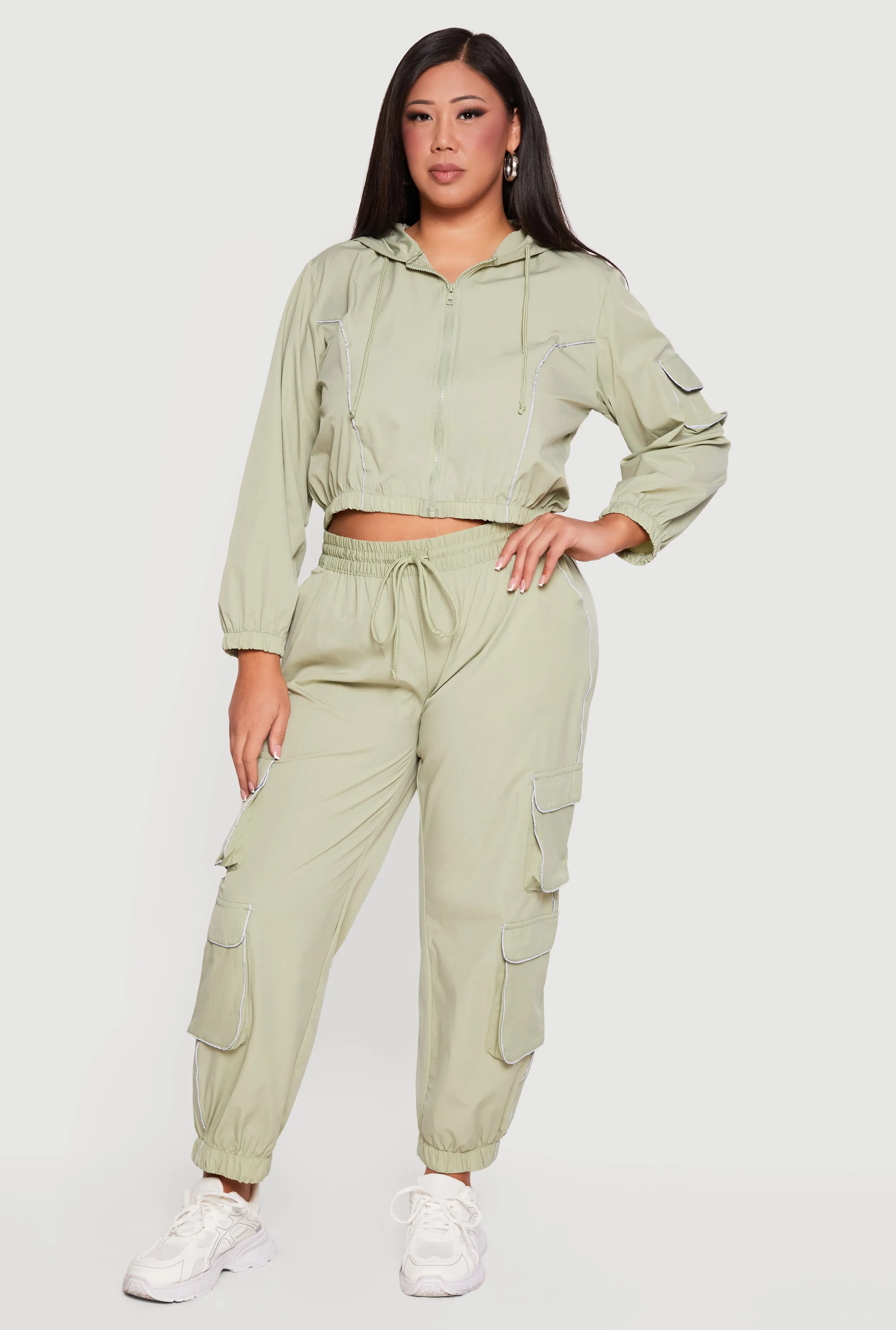 Plus Size Cropped Contrast Piping Zip Front Hoodie sold by Rainbow product image thumbnail 2