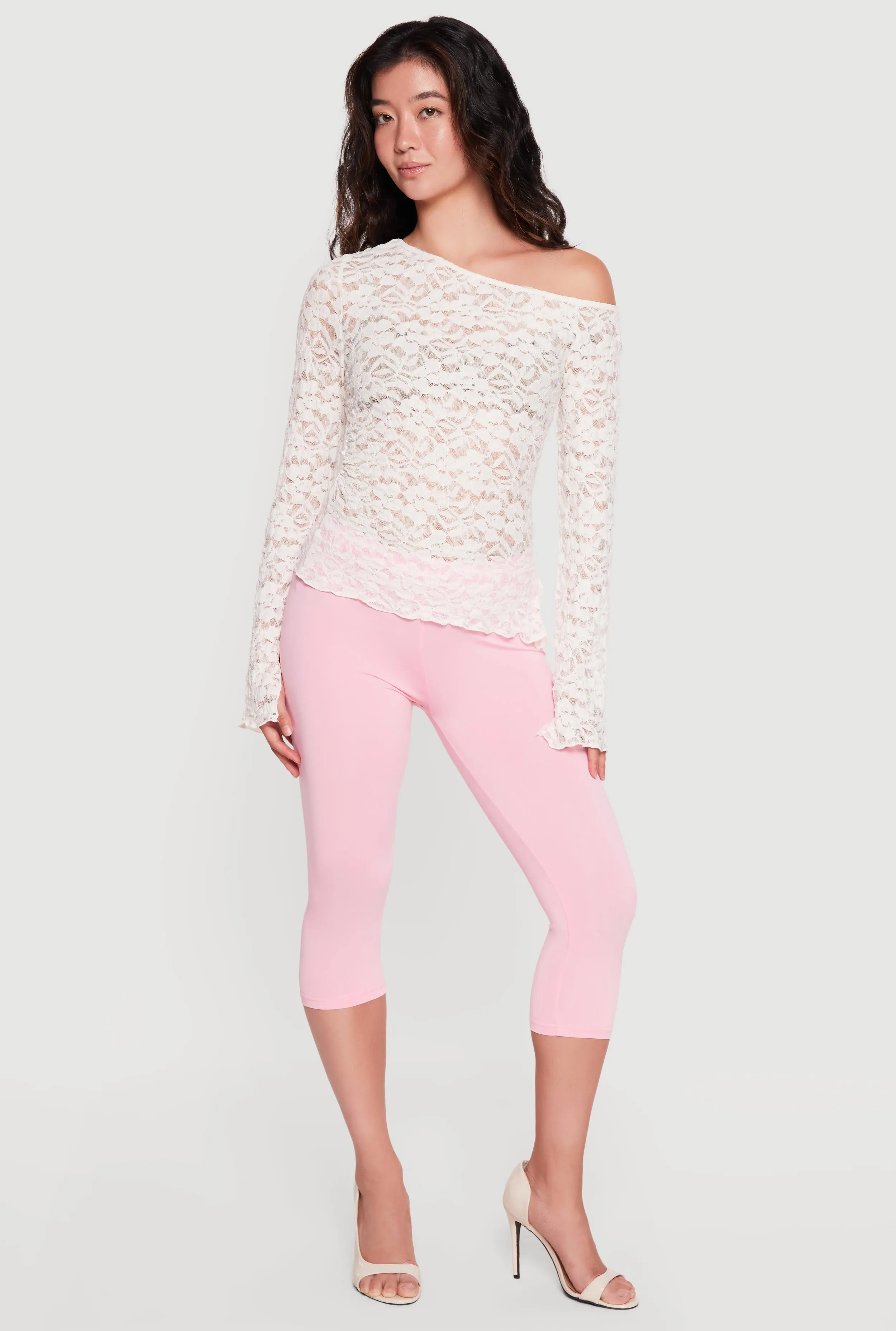 Trendy Mid Rise Capris Leggings sold by Rainbow product image thumbnail 5