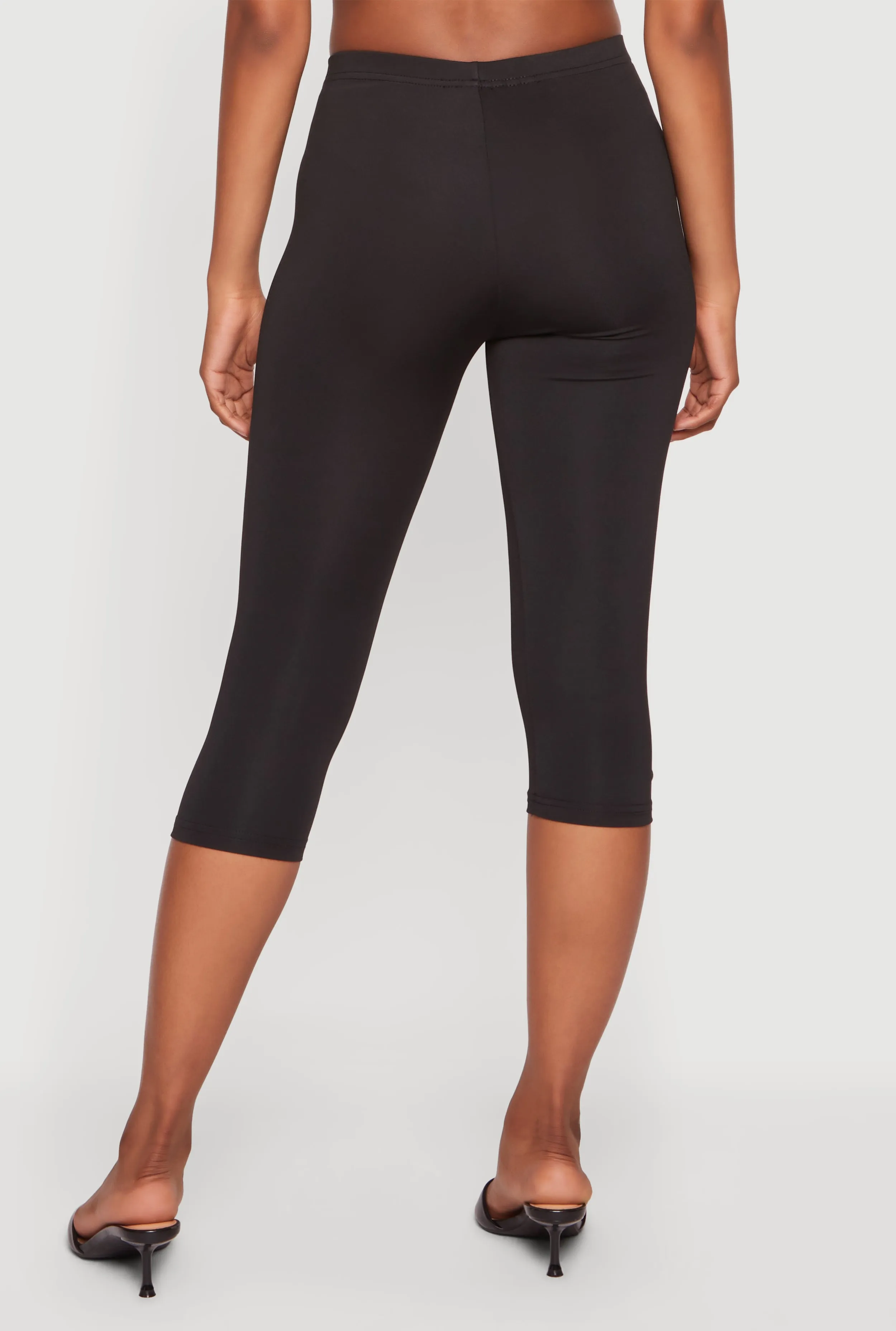 Trendy Mid Rise Capris Leggings sold by Rainbow product image thumbnail 5